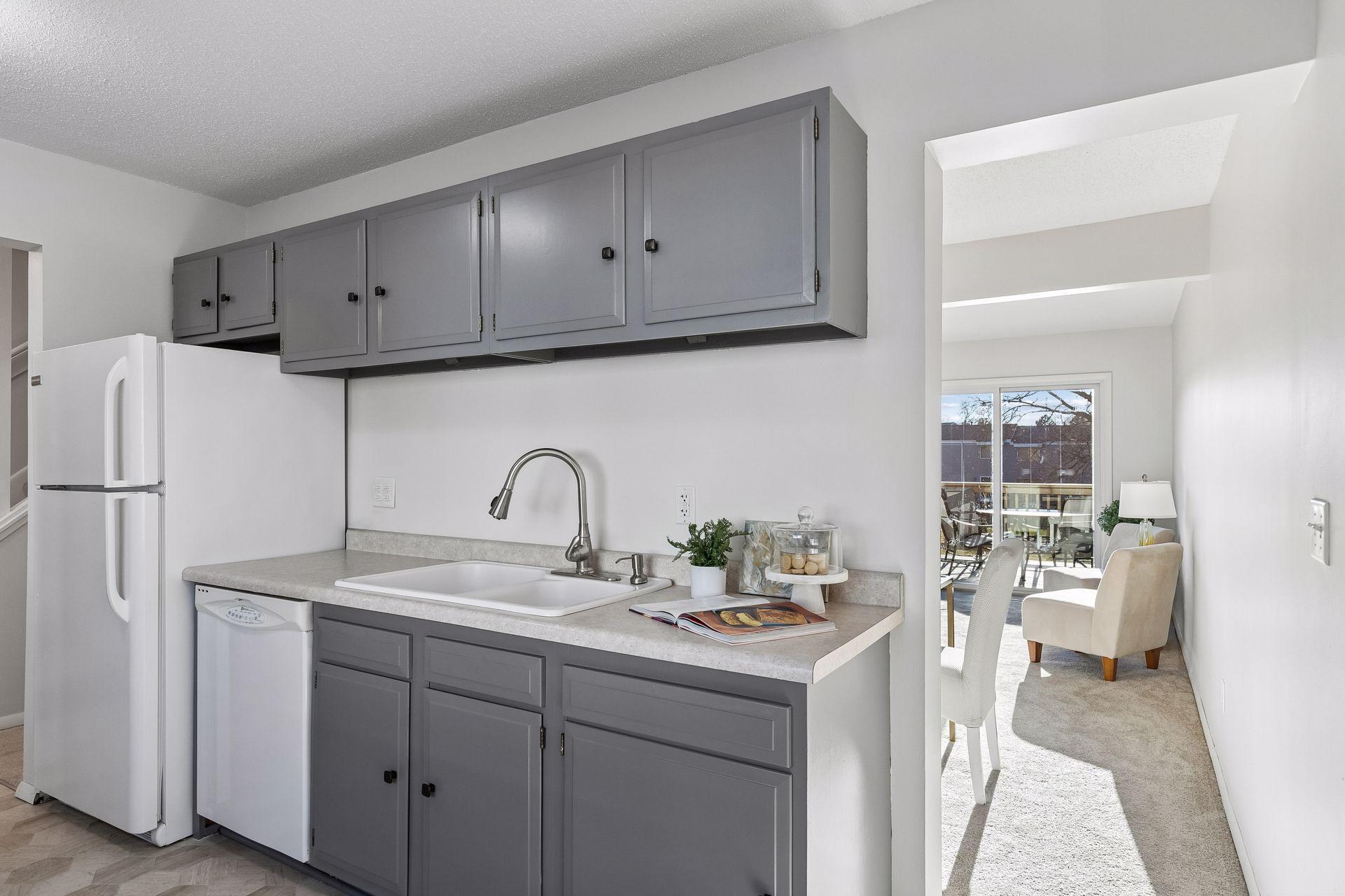 View of Residential at 411 Dorland Place, Maplewood MN 55119, Maplewood (7 of 19) - Mike Wilen | Minnesota Team Real Estate