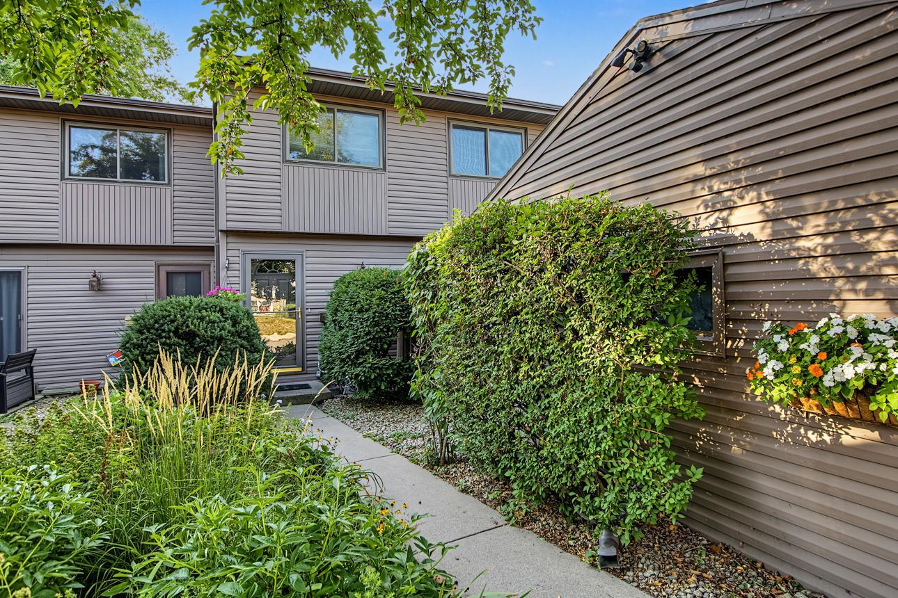 View of (TH) Side x Side at 3803 45th Street, Minneapolis - Mike Wilen | Minnesota Team Real Estate