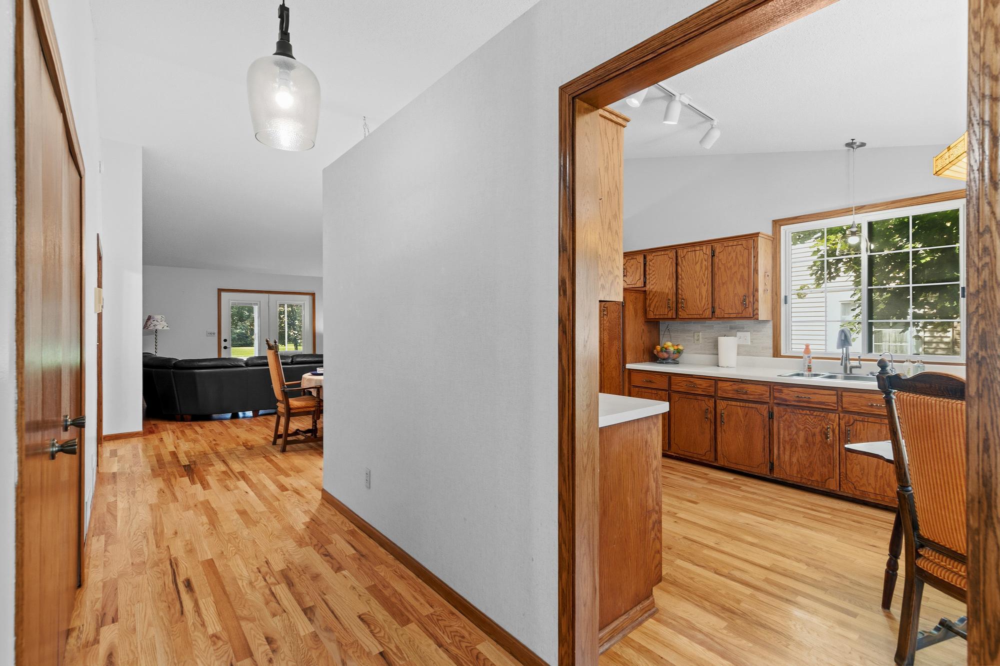 View of Residential at 5661 Donegal Court, Shoreview MN 55126, Shoreview (26 of 29) - Mike Wilen | Minnesota Team Real Estate