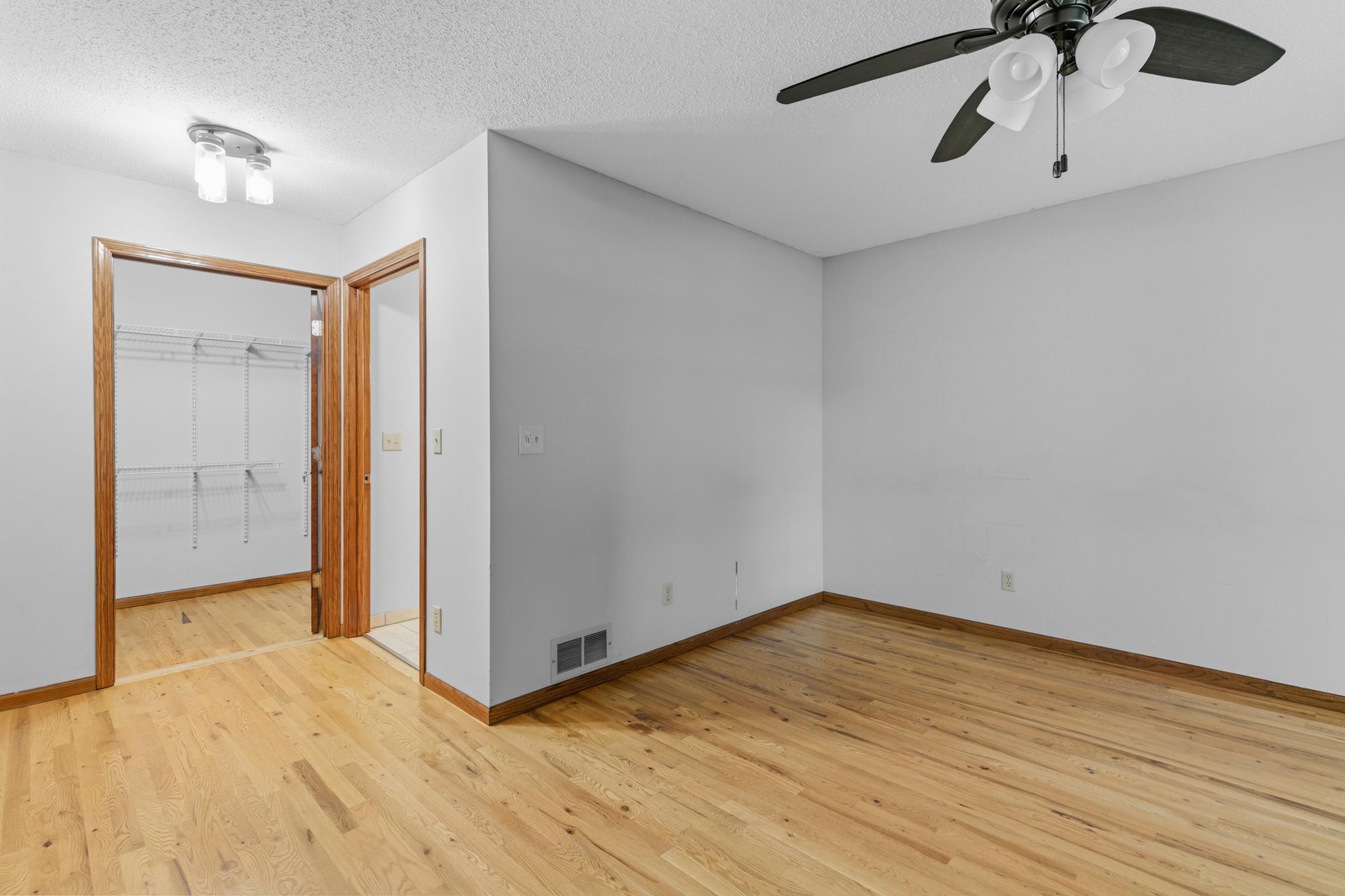 View of Residential at 5661 Donegal Court, Shoreview MN 55126, Shoreview (14 of 29) - Mike Wilen | Minnesota Team Real Estate