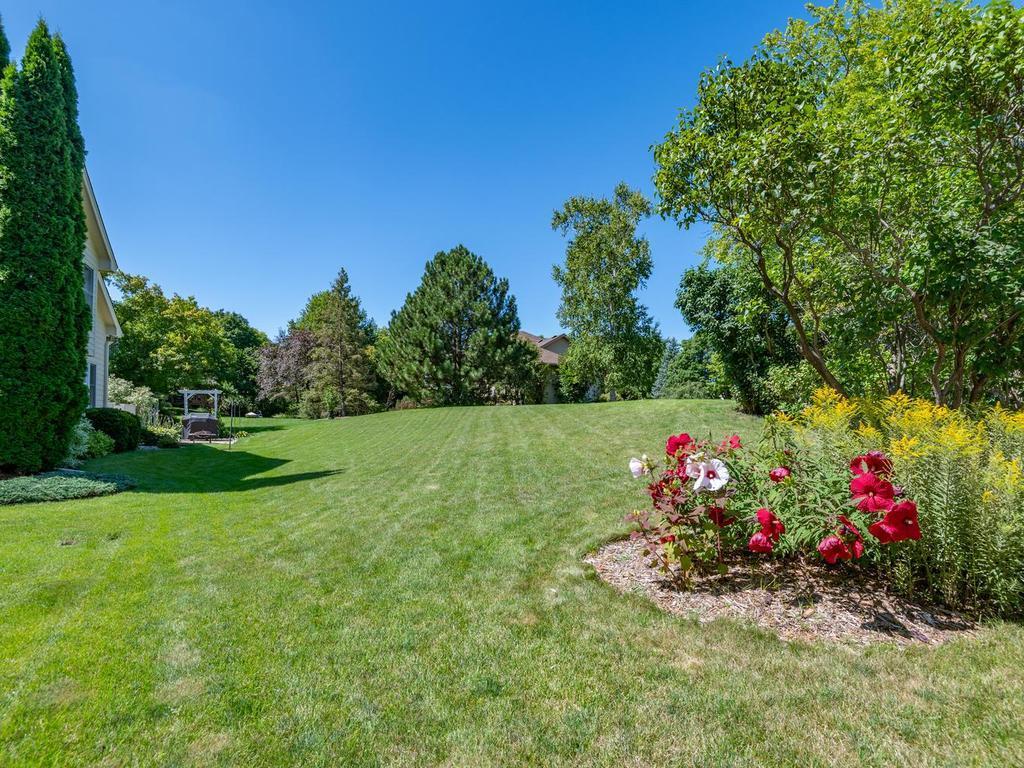 View of Residential at 733 Ashley Drive, Chaska MN 55318, Chaska (39 of 43) - Mike Wilen | Minnesota Team Real Estate