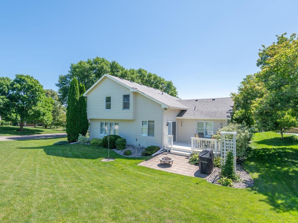 View of Residential at 733 Ashley Drive, Chaska MN 55318, Chaska (34 of 43) - Mike Wilen | Minnesota Team Real Estate