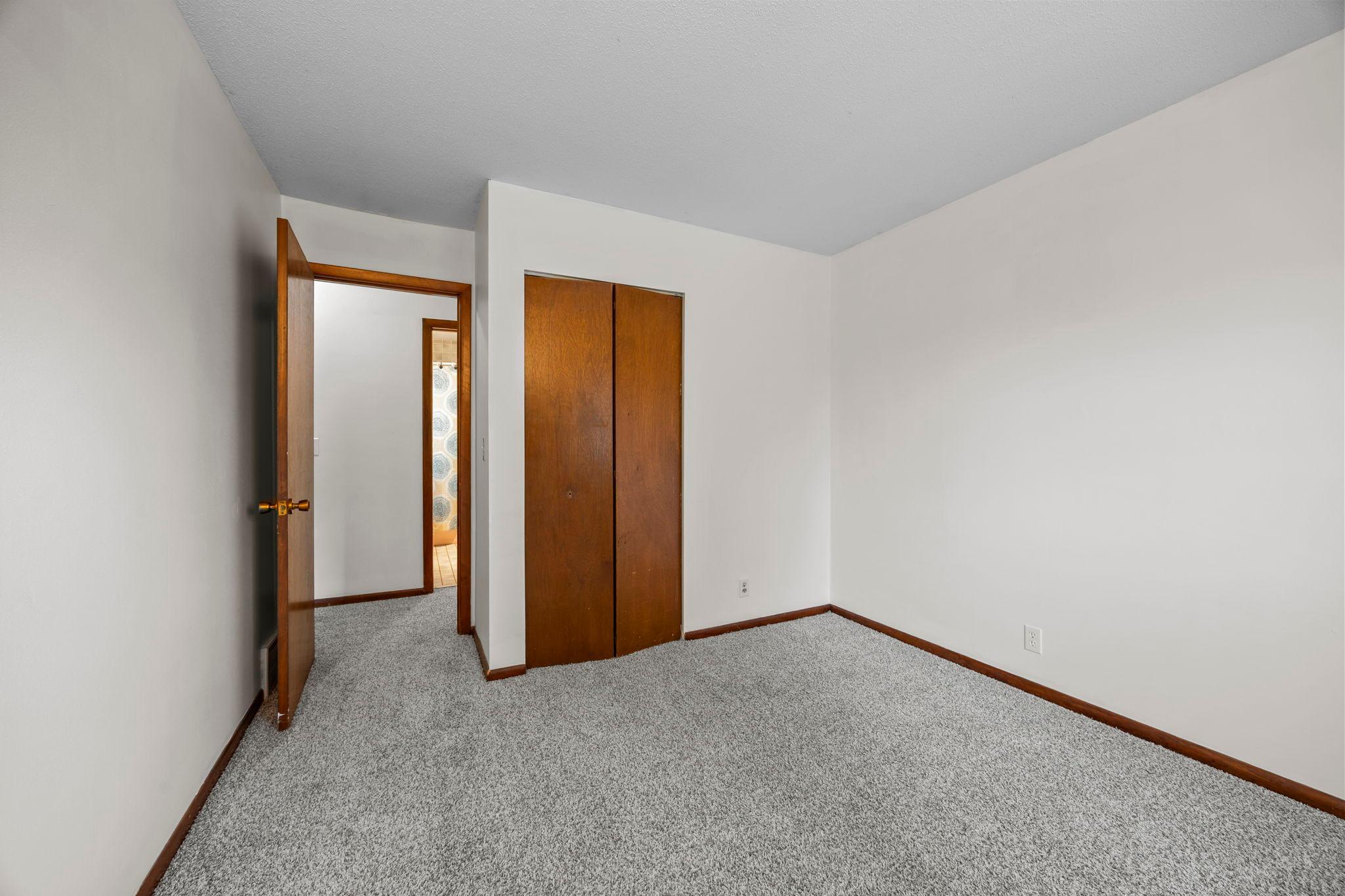 View of Residential at 168 Linden Circle, Apple Valley MN 55124, Apple Valley (14 of 44) - Mike Wilen | Minnesota Team Real Estate