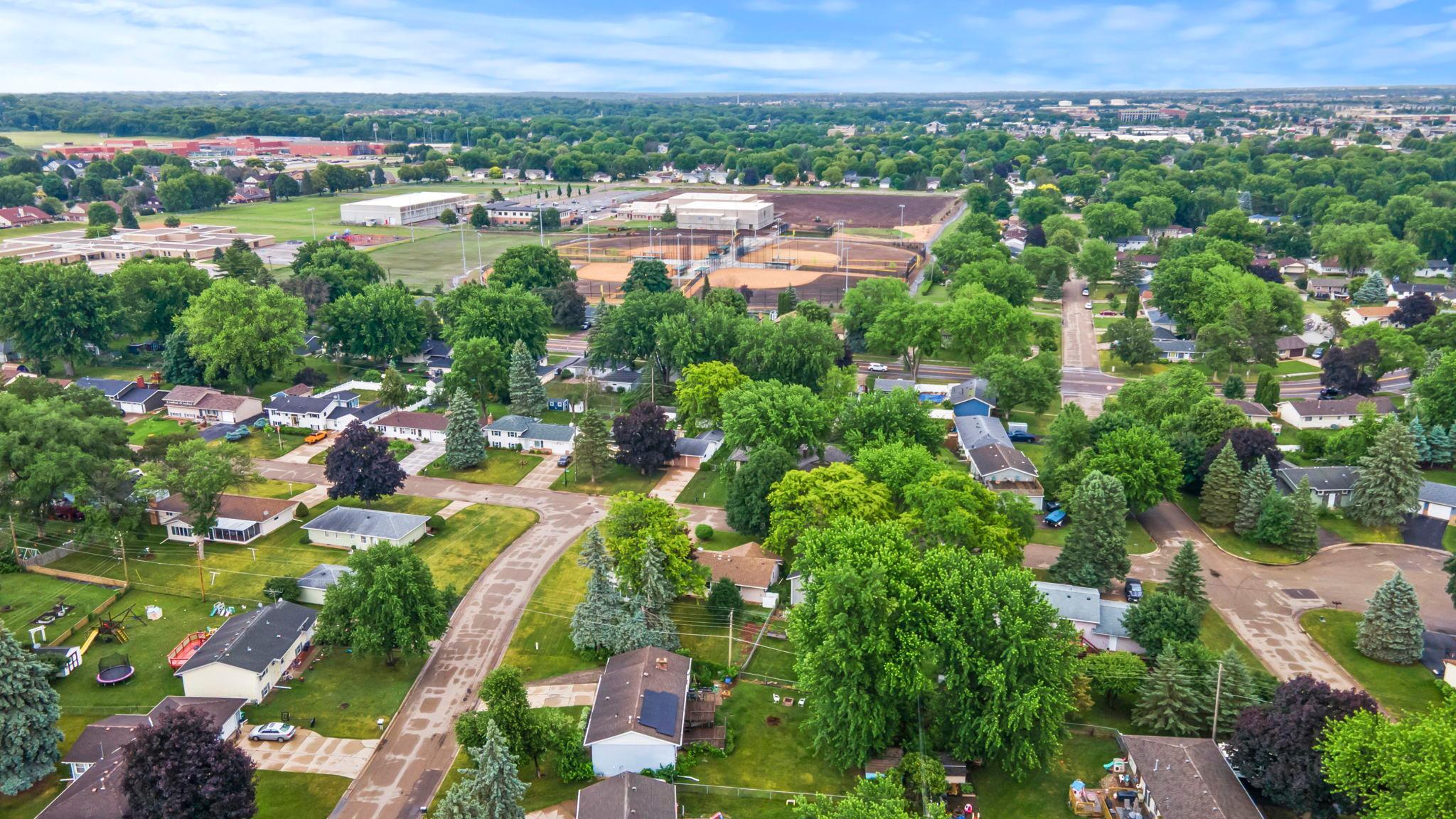 View of Residential at 168 Linden Circle, Apple Valley MN 55124, Apple Valley (38 of 44) - Mike Wilen | Minnesota Team Real Estate