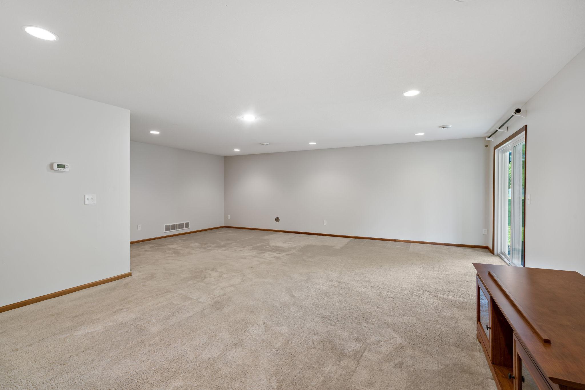 View of Residential at 11624 Ivywood Circle, Woodbury MN 55129, Woodbury (50 of 56) - Mike Wilen | Minnesota Team Real Estate