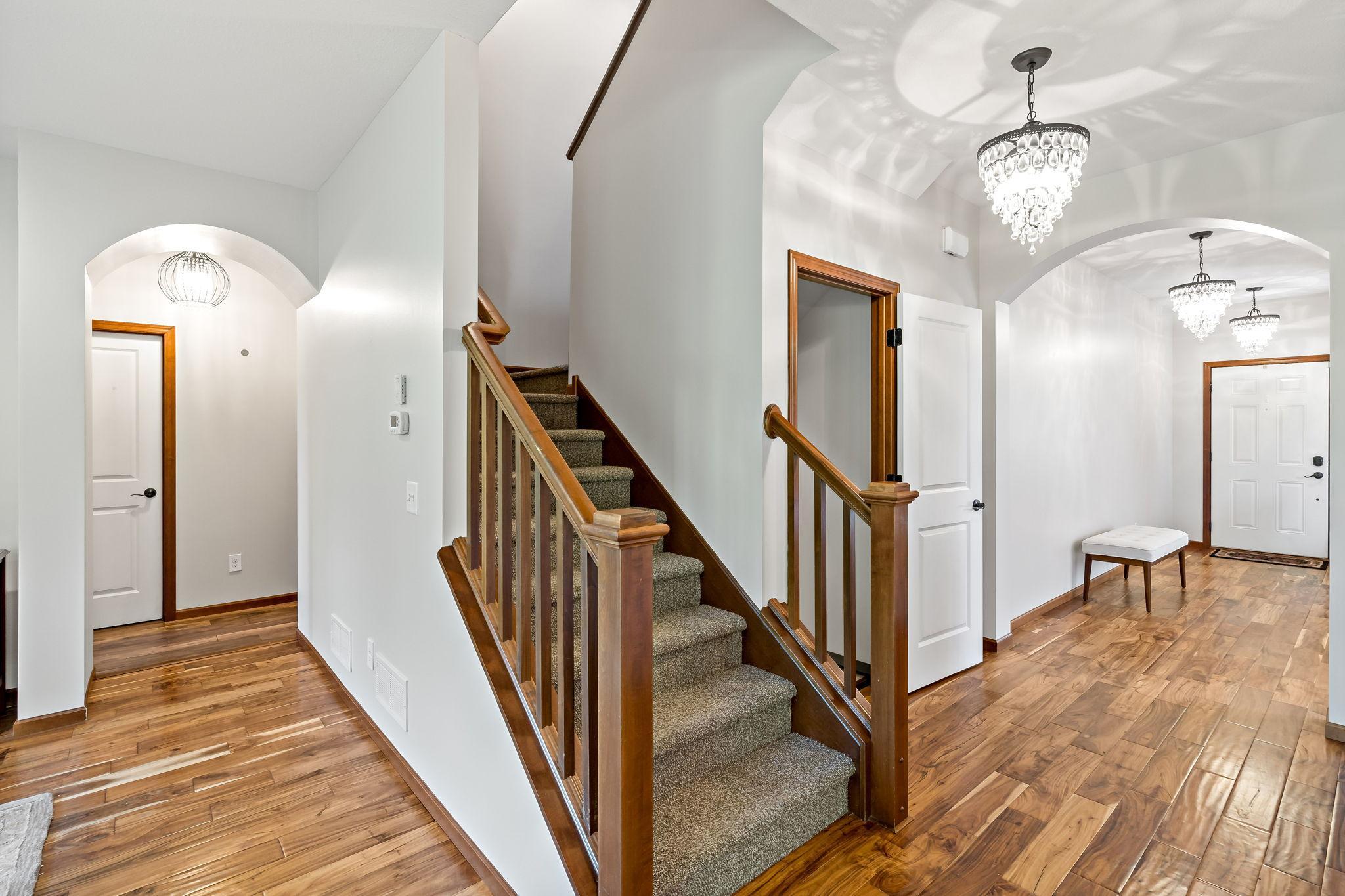 View of Residential at 11624 Ivywood Circle, Woodbury MN 55129, Woodbury (33 of 56) - Mike Wilen | Minnesota Team Real Estate