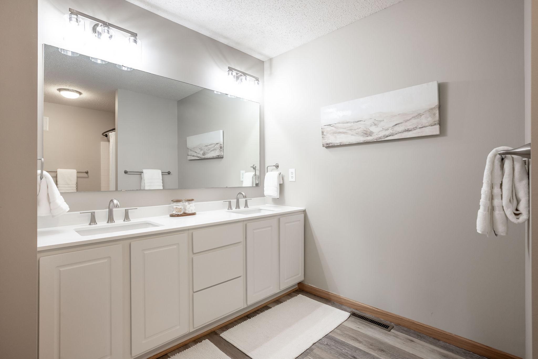 View of Residential at 3001 Juniper Lane #I, Woodbury MN 55125, Woodbury (25 of 28) - Mike Wilen | Minnesota Team Real Estate