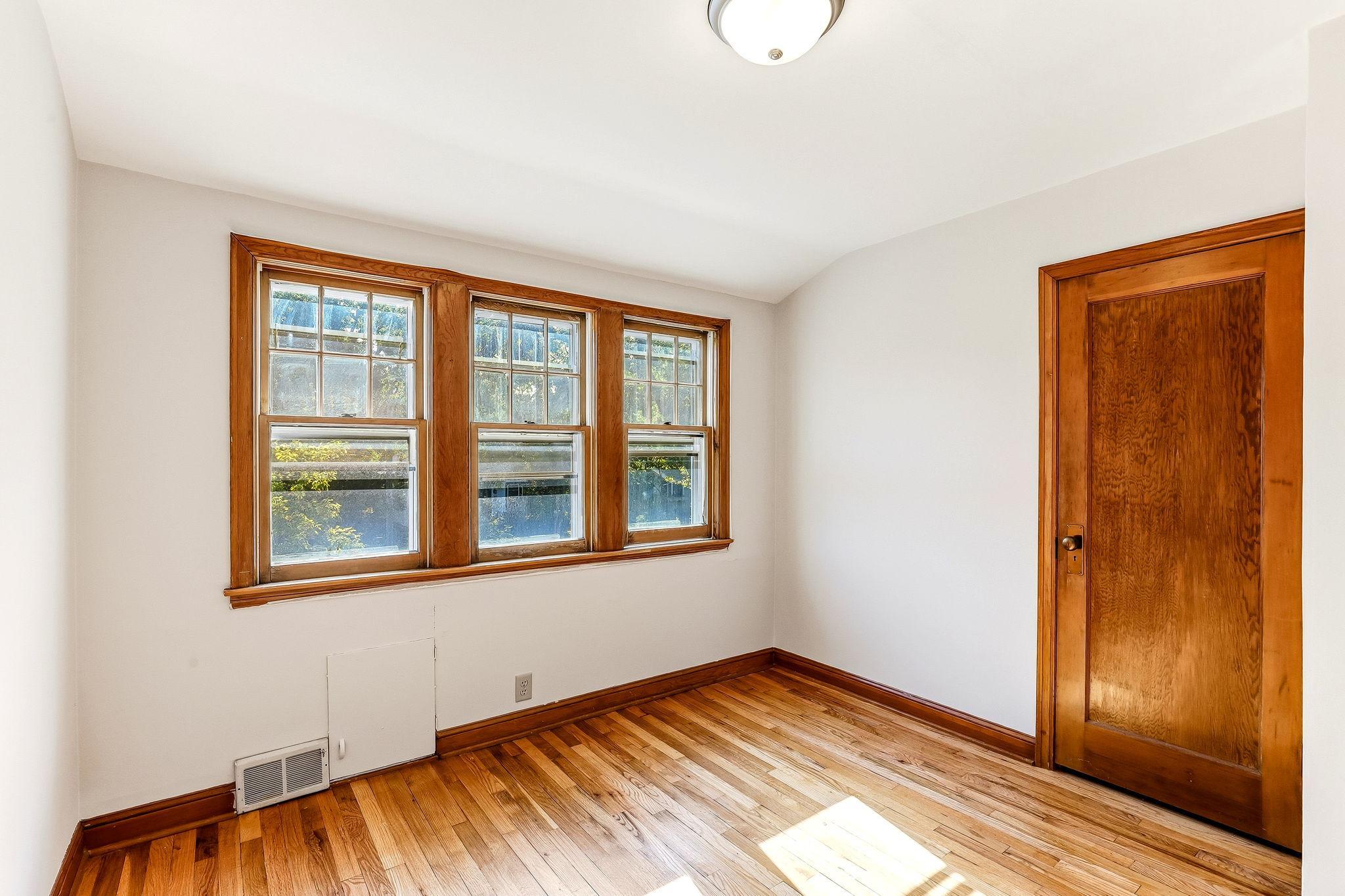 View of Residential at 3412 34th Avenue, Minneapolis MN 55406, Minneapolis (19 of 32) - Mike Wilen | Minnesota Team Real Estate