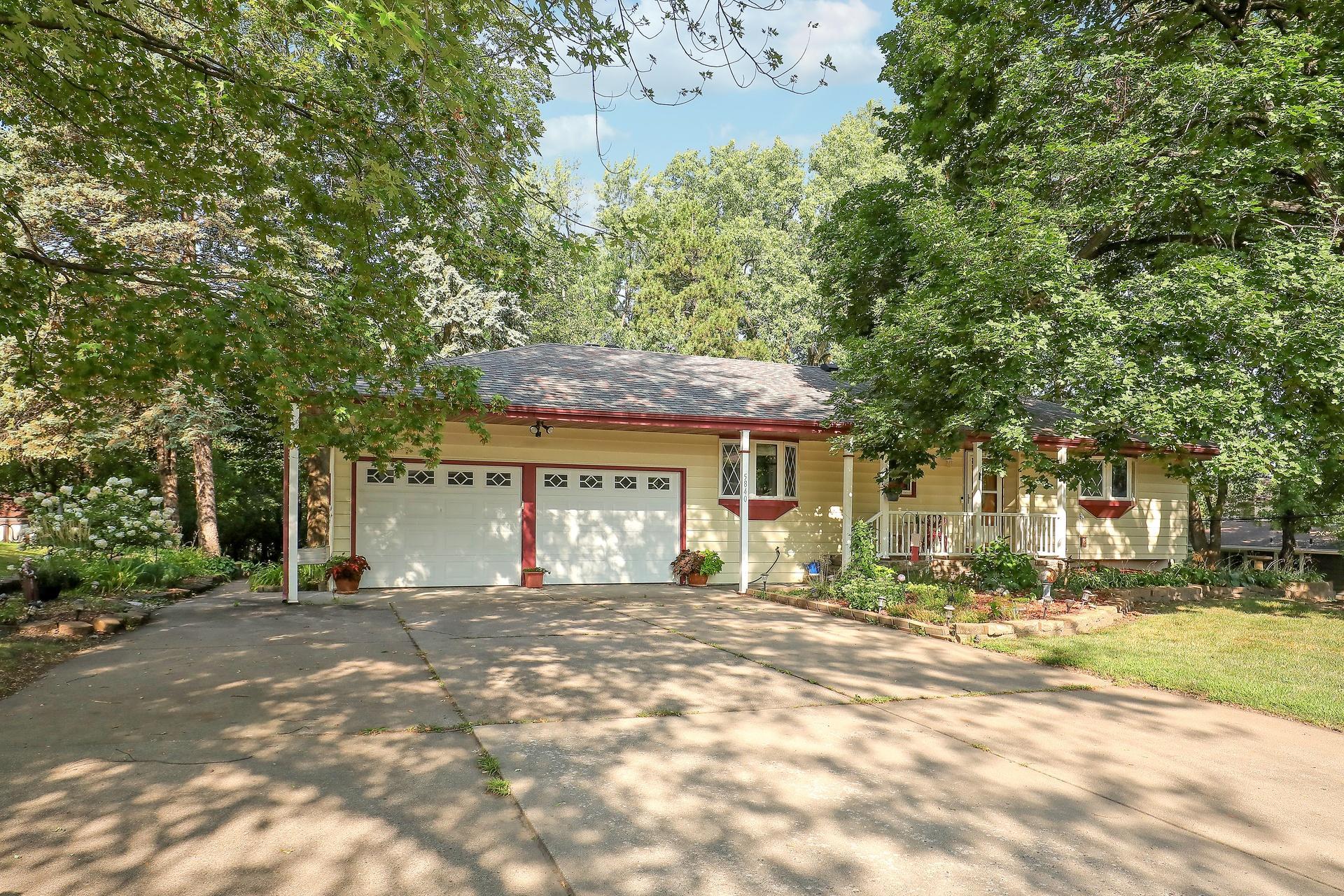 View of Residential at 5840 Tennison Drive, Fridley MN 55432, Fridley (3 of 64) - Mike Wilen | Minnesota Team Real Estate