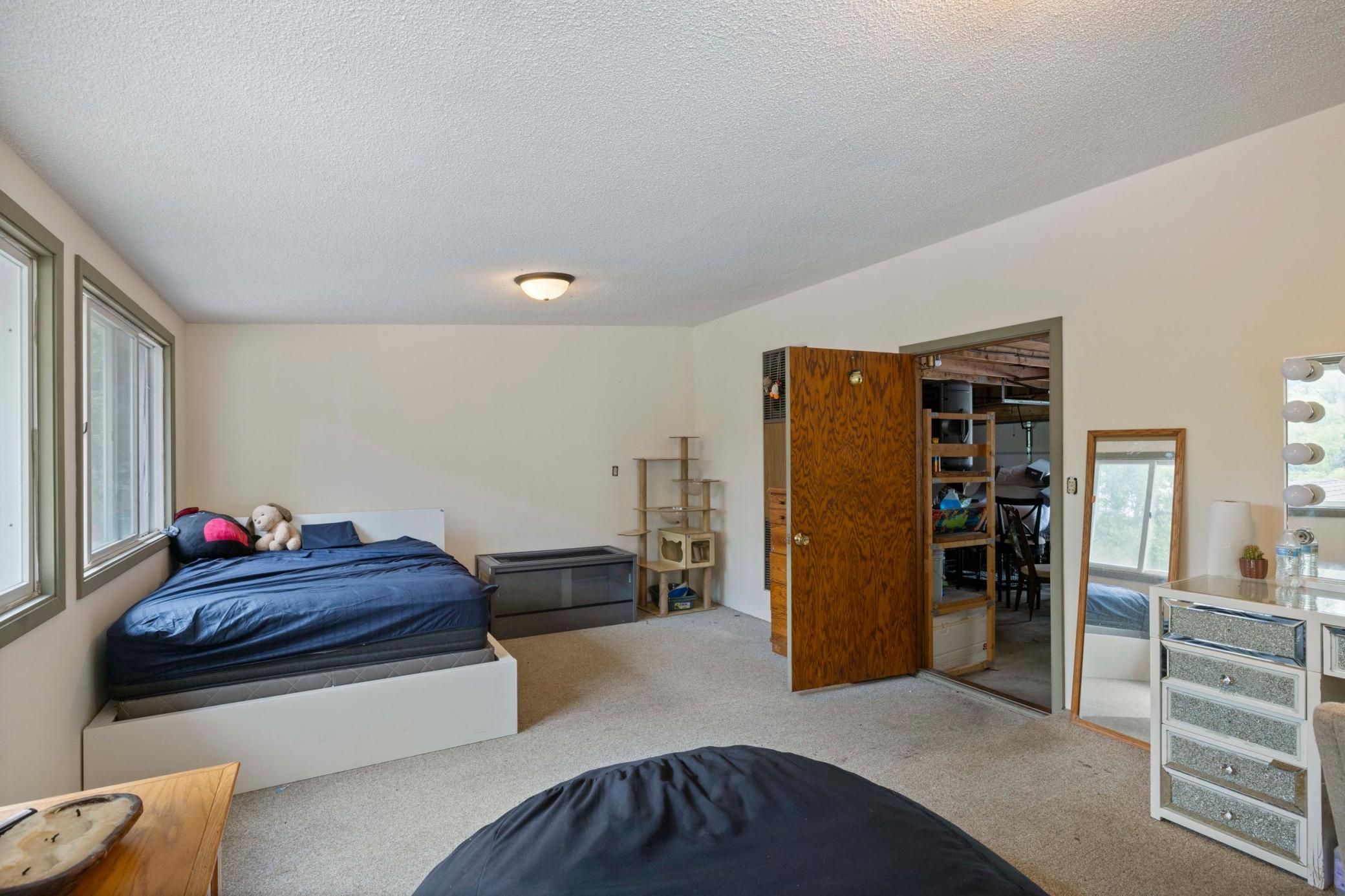 View of Residential at 2305 Skyline Drive, Burnsville MN 55337, Burnsville (31 of 35) - Mike Wilen | Minnesota Team Real Estate