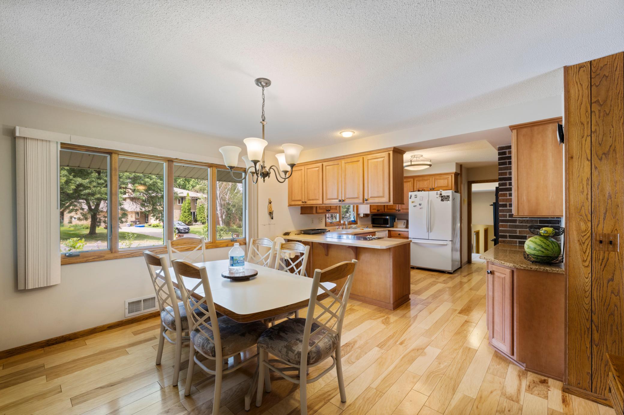 View of Residential at 2305 Skyline Drive, Burnsville MN 55337, Burnsville (6 of 35) - Mike Wilen | Minnesota Team Real Estate