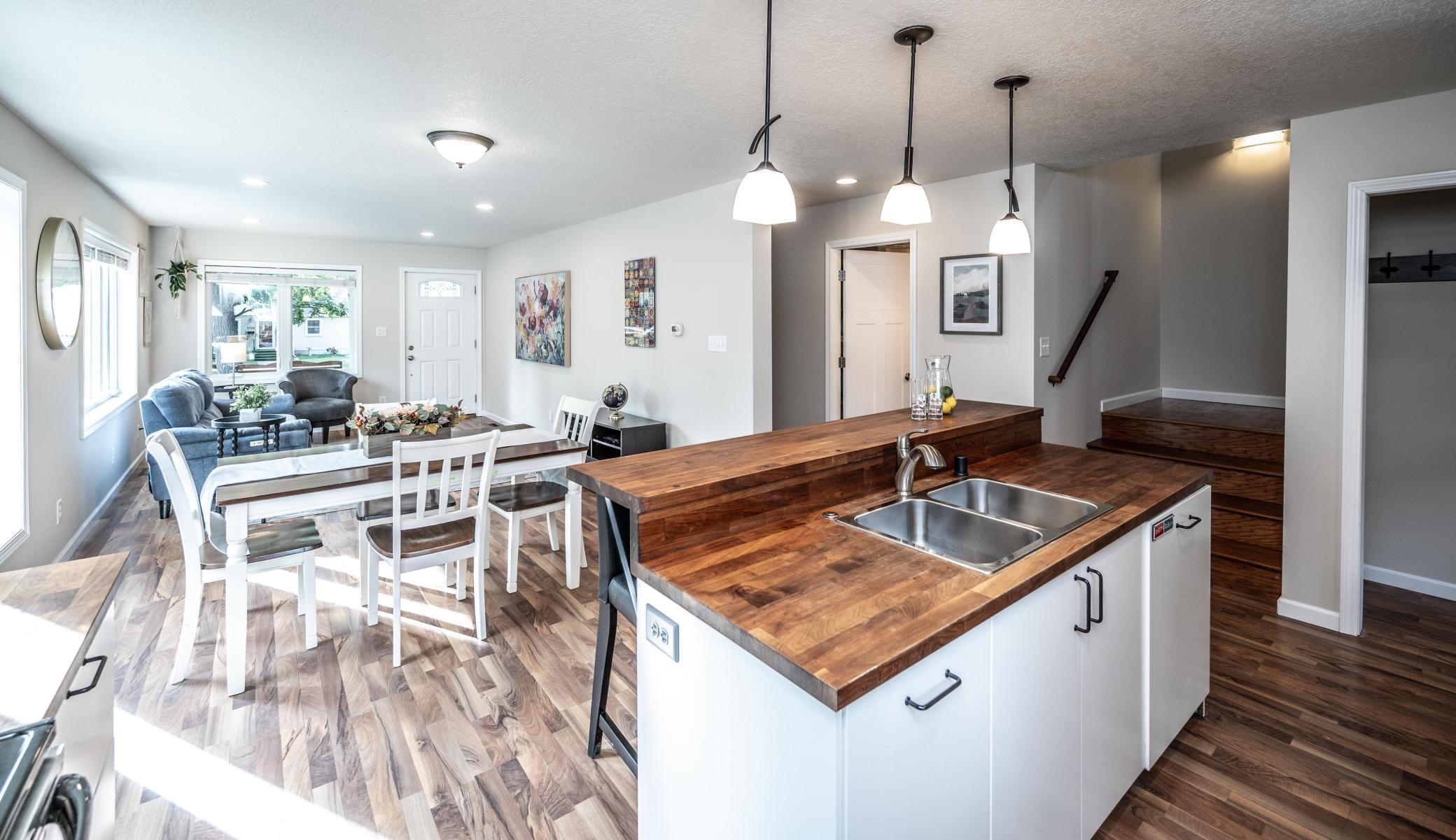 View of Residential at 2737 Hampshire Avenue, Saint Louis Park MN 55426, Saint Louis Park (6 of 45) - Mike Wilen | Minnesota Team Real Estate