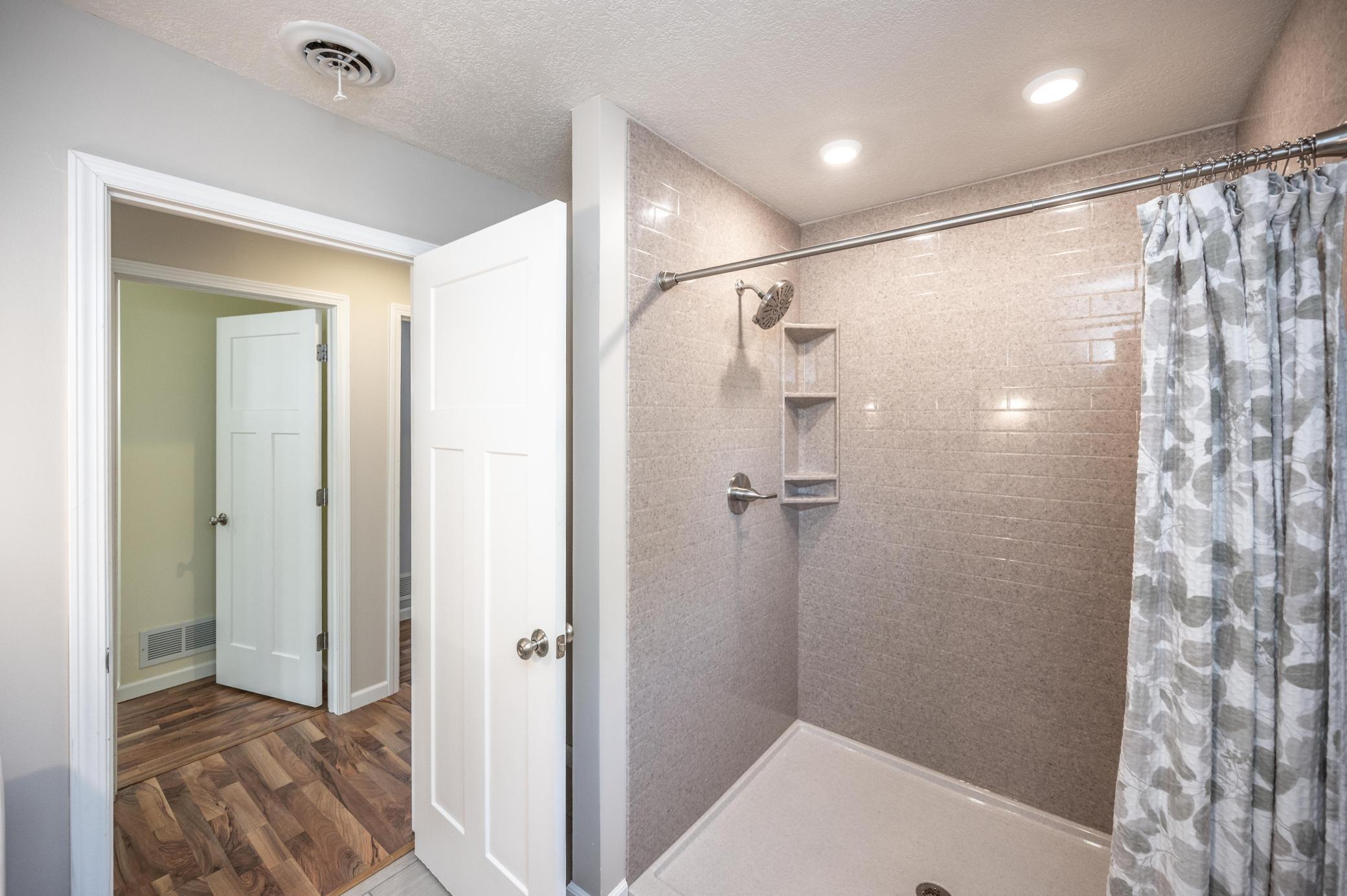View of Residential at 2737 Hampshire Avenue, Saint Louis Park MN 55426, Saint Louis Park (17 of 45) - Mike Wilen | Minnesota Team Real Estate