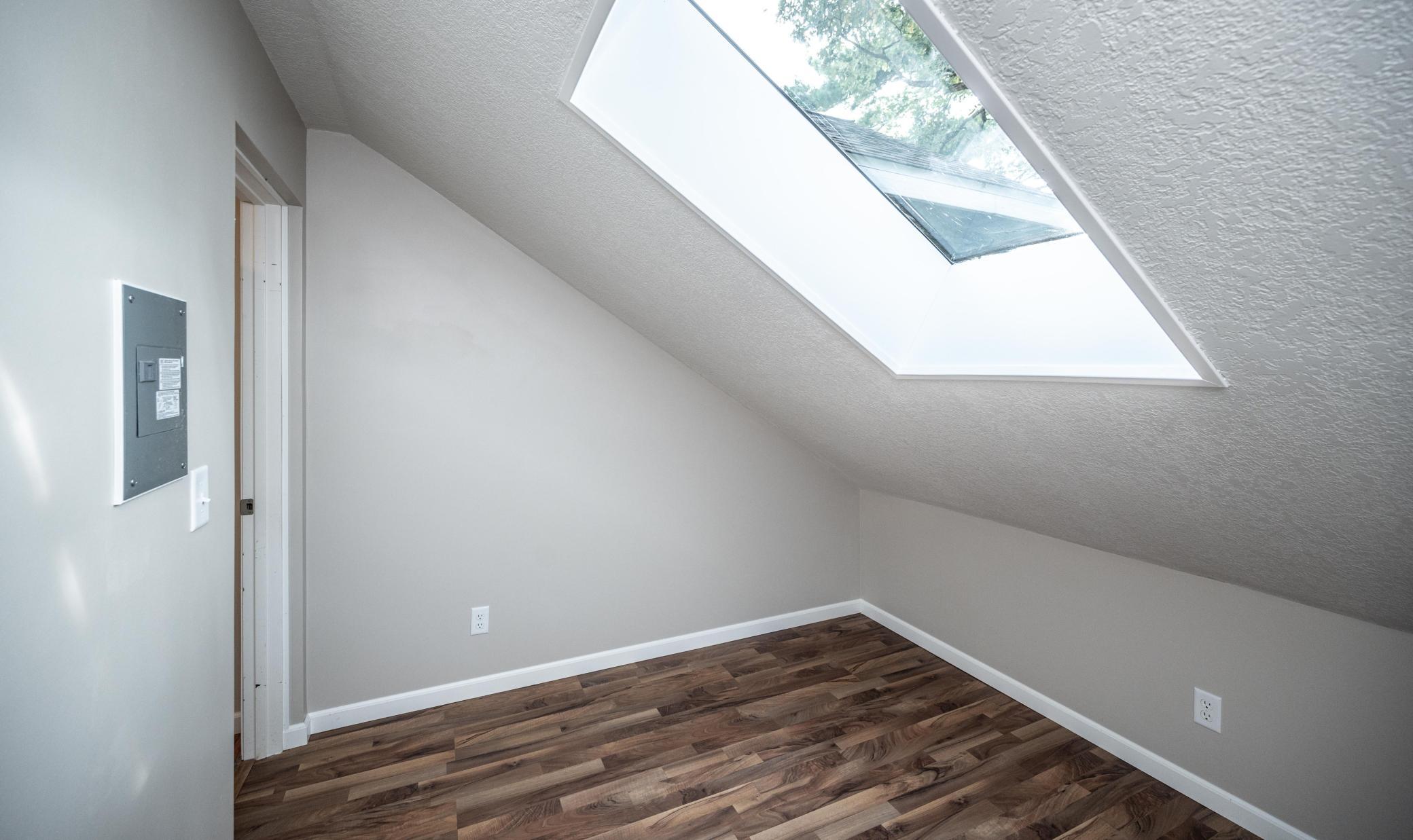 View of Residential at 2737 Hampshire Avenue, Saint Louis Park MN 55426, Saint Louis Park (18 of 45) - Mike Wilen | Minnesota Team Real Estate