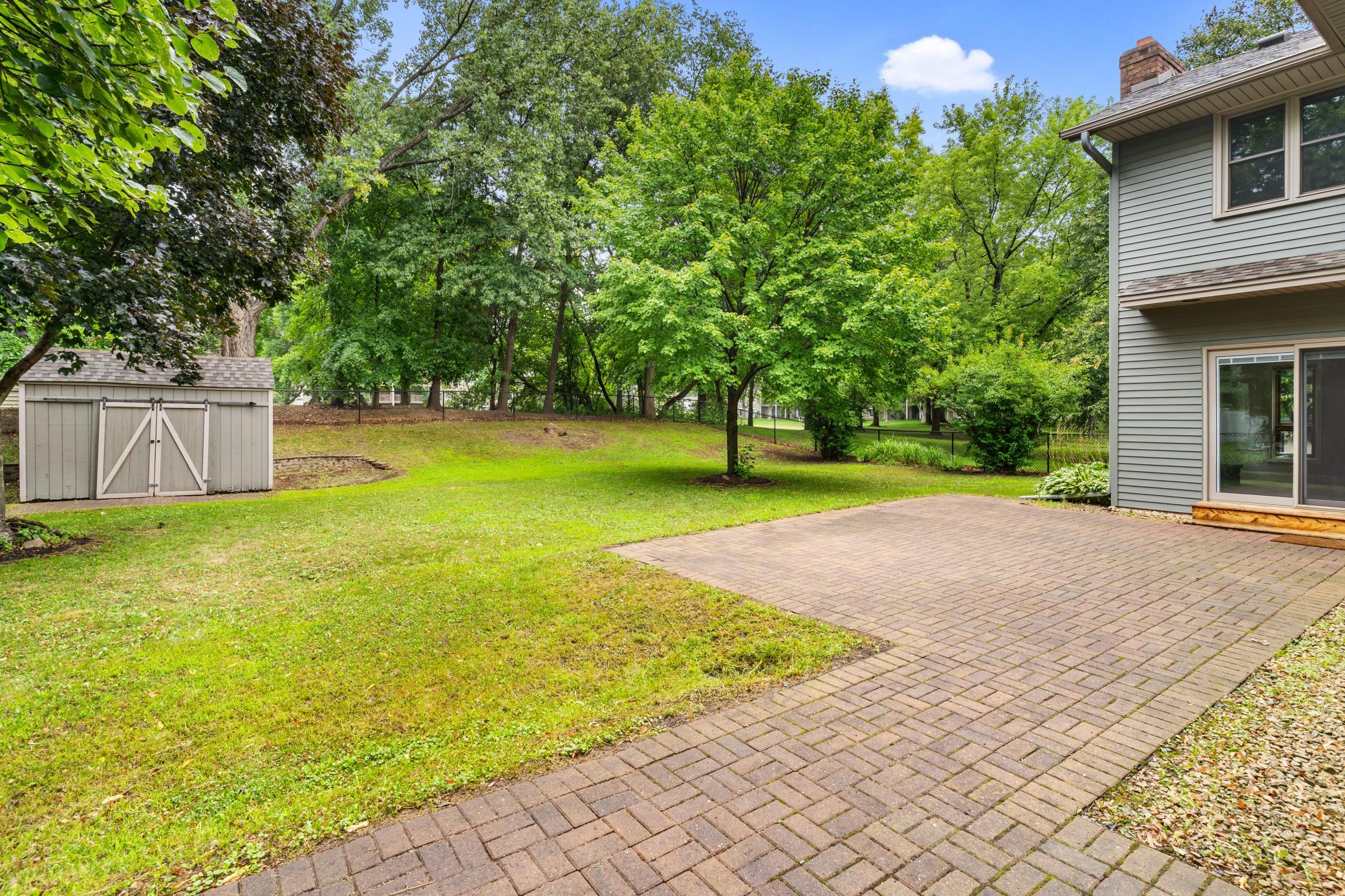 View of Residential at 824 Springhill Drive, Burnsville MN 55306, Burnsville (55 of 61) - Mike Wilen | Minnesota Team Real Estate