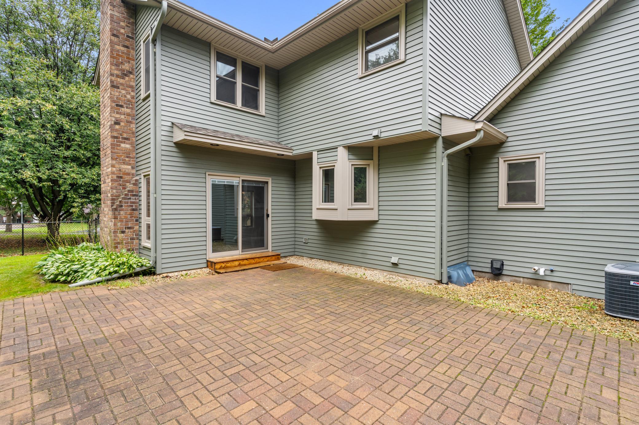 View of Residential at 824 Springhill Drive, Burnsville MN 55306, Burnsville (58 of 61) - Mike Wilen | Minnesota Team Real Estate
