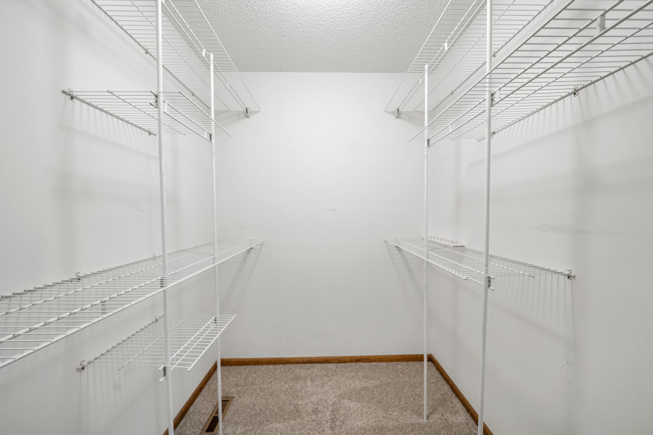 View of Residential at 824 Springhill Drive, Burnsville MN 55306, Burnsville (24 of 61) - Mike Wilen | Minnesota Team Real Estate