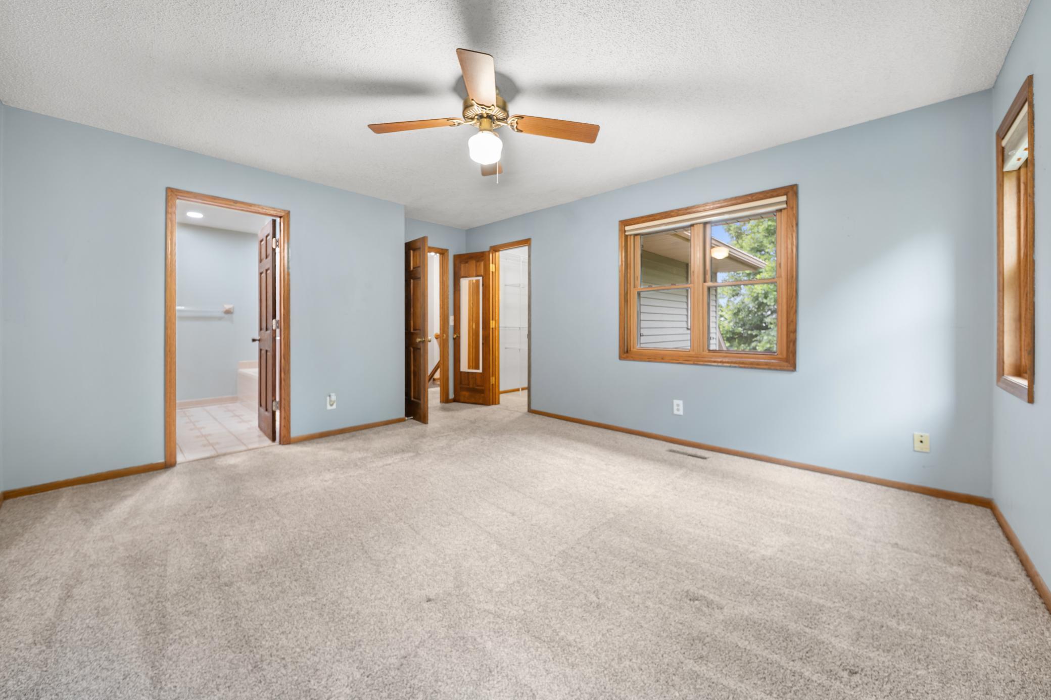 View of Residential at 824 Springhill Drive, Burnsville MN 55306, Burnsville (23 of 61) - Mike Wilen | Minnesota Team Real Estate