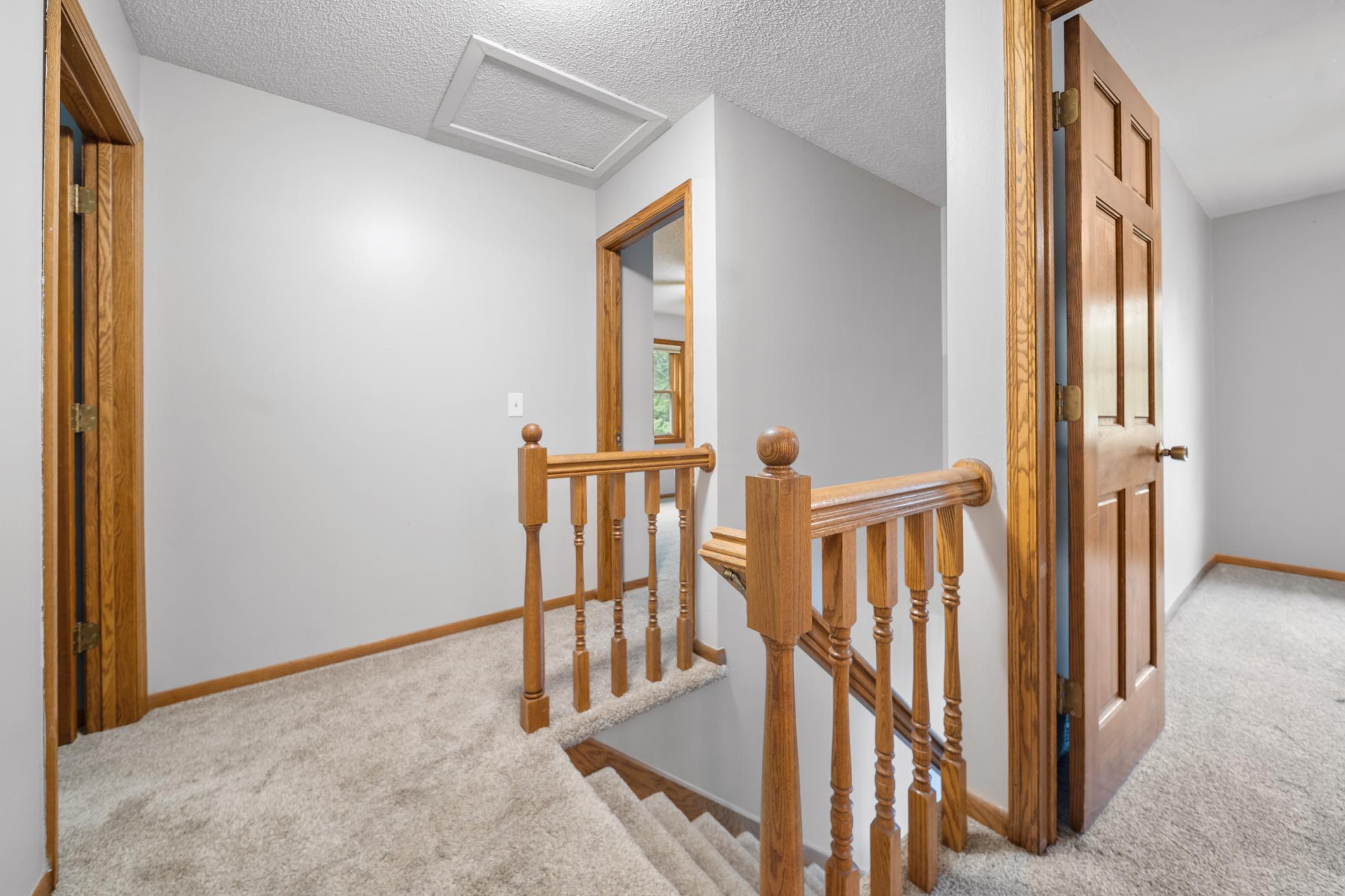 View of Residential at 824 Springhill Drive, Burnsville MN 55306, Burnsville (22 of 61) - Mike Wilen | Minnesota Team Real Estate