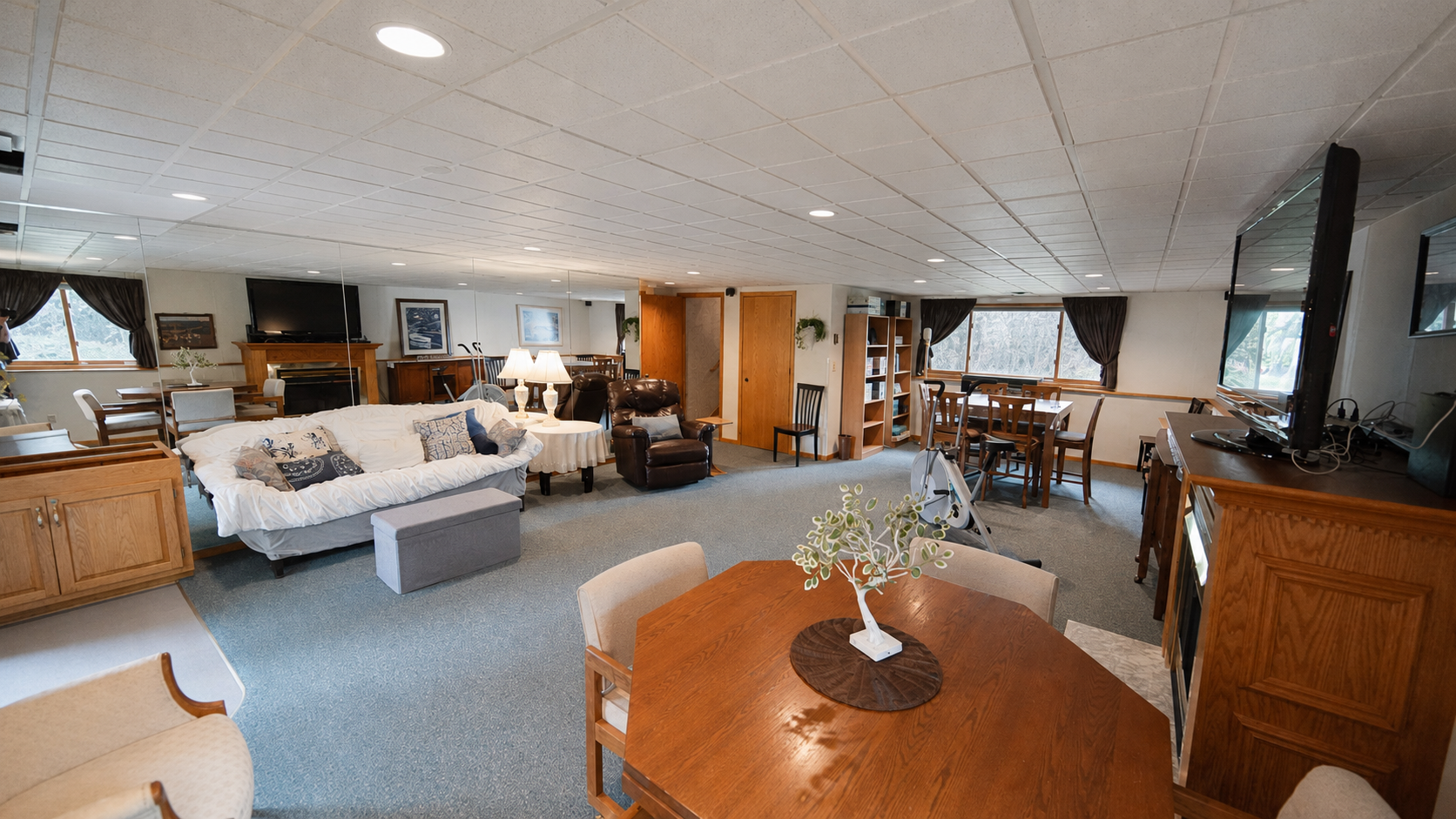 View of Residential at 940 Douglas Court, Anoka MN 55303, Anoka (25 of 33) - Mike Wilen | Minnesota Team Real Estate