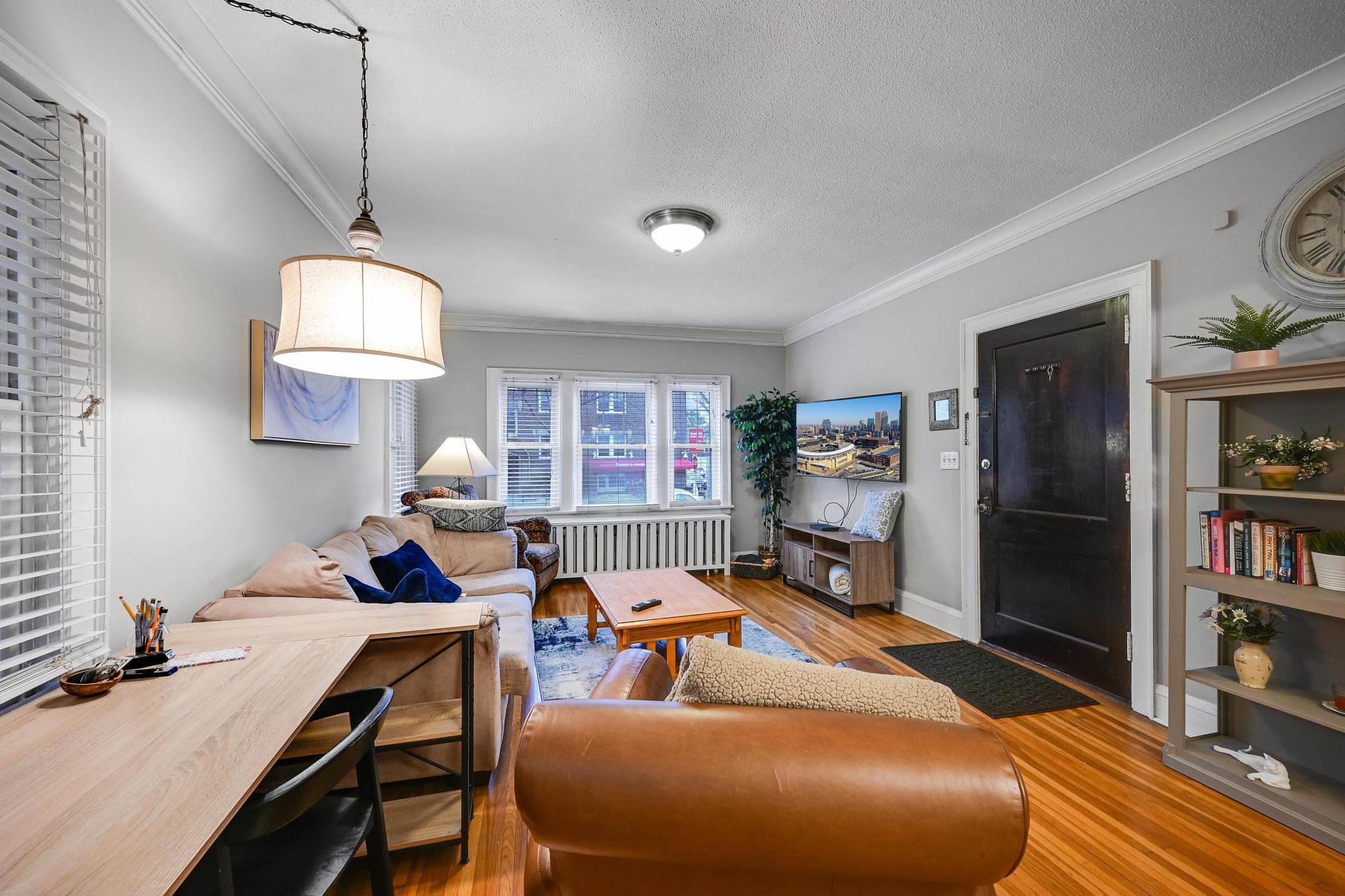 View of Residential at 3501 Dupont Avenue #1, Minneapolis MN 55408, Minneapolis (9 of 28) - Mike Wilen | Minnesota Team Real Estate