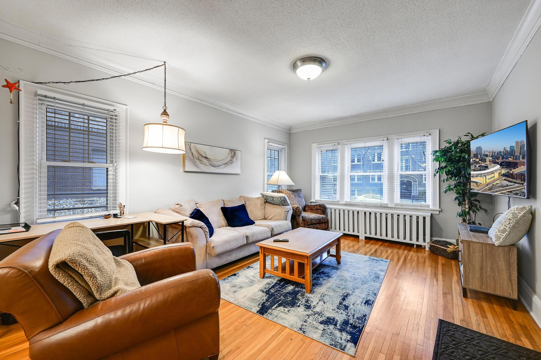 View of Residential at 3501 Dupont Avenue #1, Minneapolis MN 55408, Minneapolis (8 of 28) - Mike Wilen | Minnesota Team Real Estate