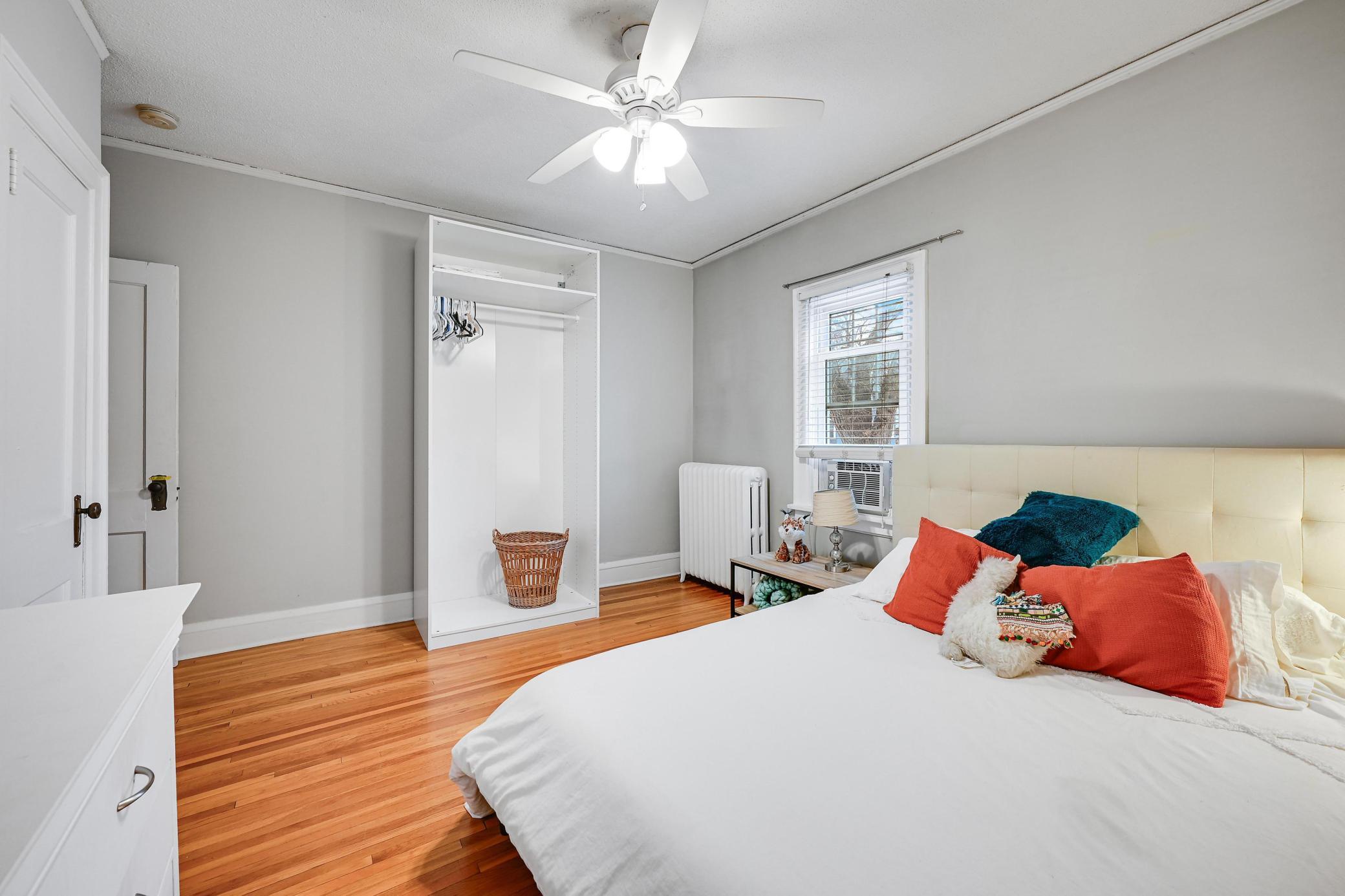 View of Residential at 3501 Dupont Avenue #1, Minneapolis MN 55408, Minneapolis (20 of 28) - Mike Wilen | Minnesota Team Real Estate