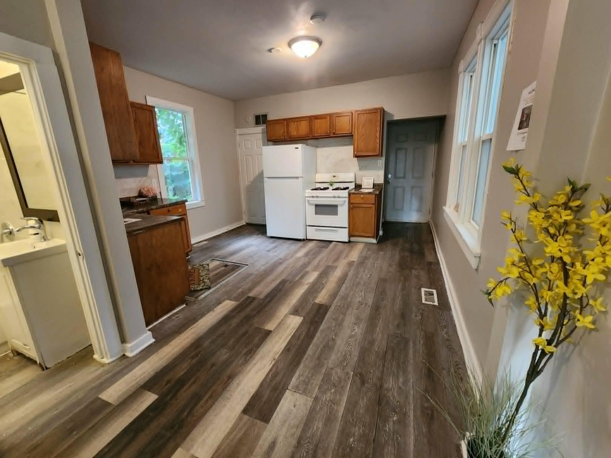 View of Residential at 1274 Edgerton Street, Saint Paul MN 55130, Saint Paul (9 of 23) - Mike Wilen | Minnesota Team Real Estate