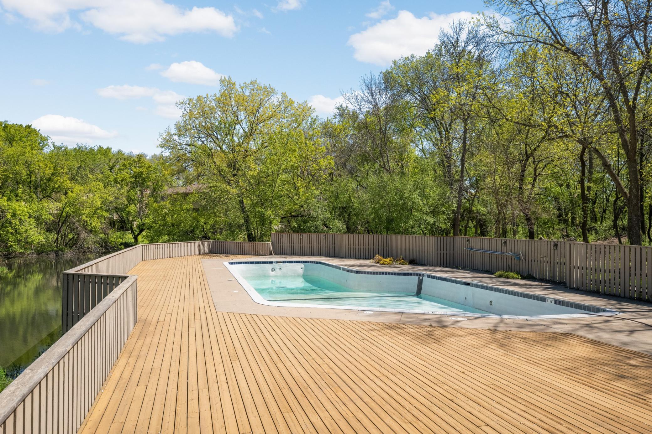 View of Residential at 10203 Scarborough Road, Bloomington MN 55437, Bloomington (25 of 41) - Mike Wilen | Minnesota Team Real Estate