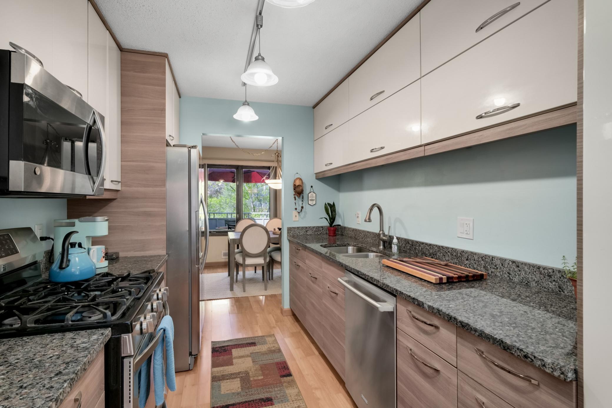 View of Residential at 10203 Scarborough Road, Bloomington MN 55437, Bloomington (12 of 41) - Mike Wilen | Minnesota Team Real Estate