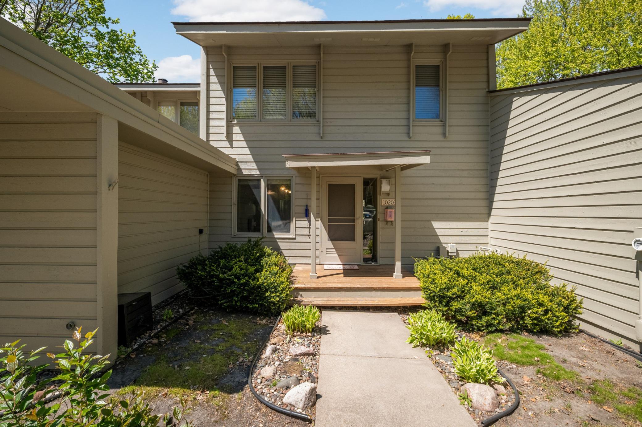 View of Residential at 10203 Scarborough Road, Bloomington MN 55437, Bloomington (41 of 41) - Mike Wilen | Minnesota Team Real Estate