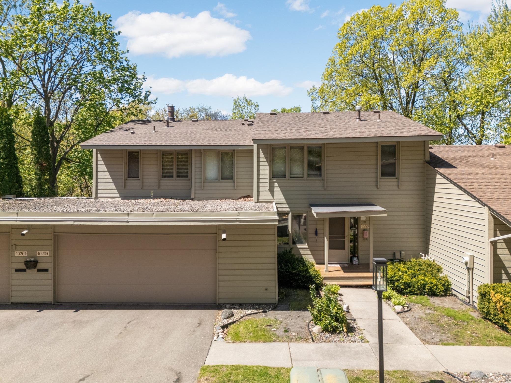 View of Residential at 10203 Scarborough Road, Bloomington MN 55437, Bloomington (39 of 41) - Mike Wilen | Minnesota Team Real Estate