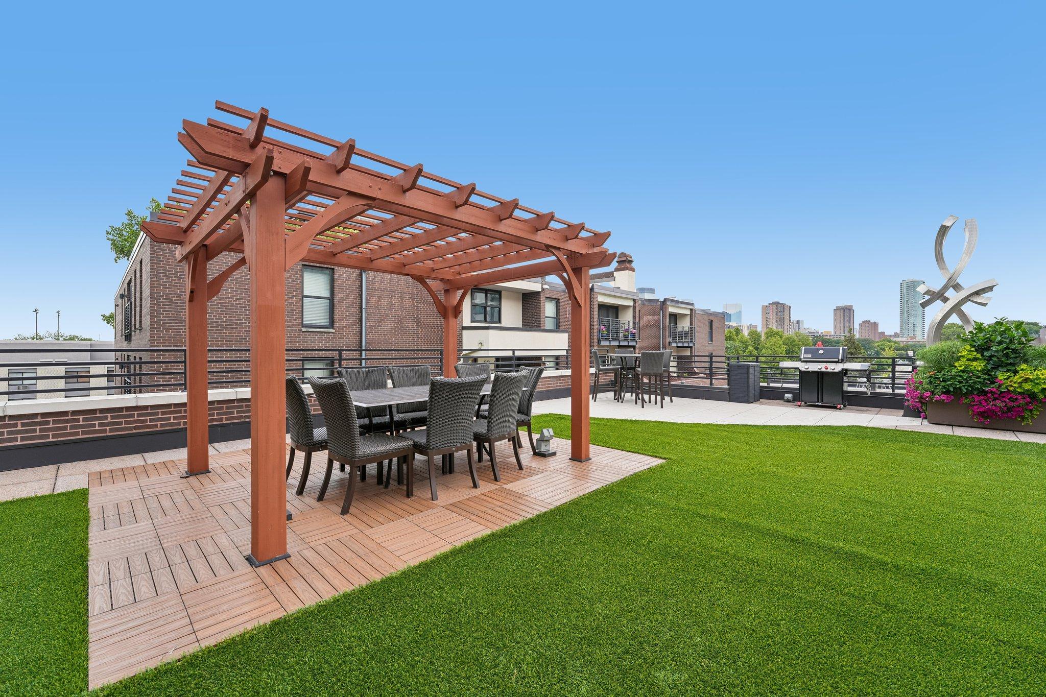 View of Residential at 52 Groveland Terrace #A412, Minneapolis MN 55403, Minneapolis (26 of 37) - Mike Wilen | Minnesota Team Real Estate