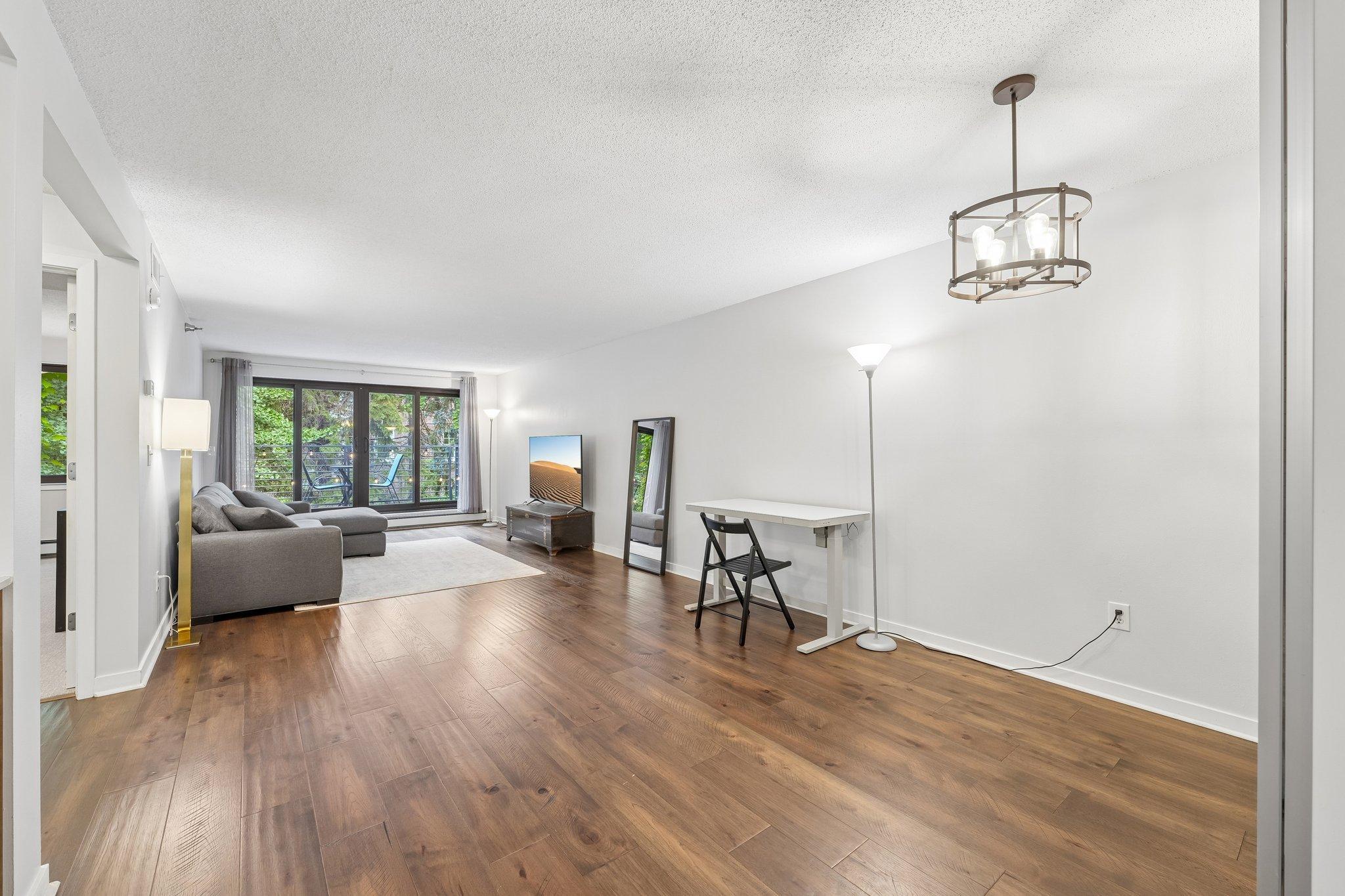 View of Residential at 52 Groveland Terrace #A412, Minneapolis MN 55403, Minneapolis (19 of 37) - Mike Wilen | Minnesota Team Real Estate