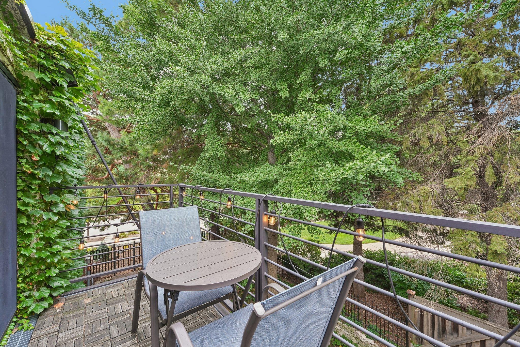View of Residential at 52 Groveland Terrace #A412, Minneapolis MN 55403, Minneapolis (5 of 37) - Mike Wilen | Minnesota Team Real Estate