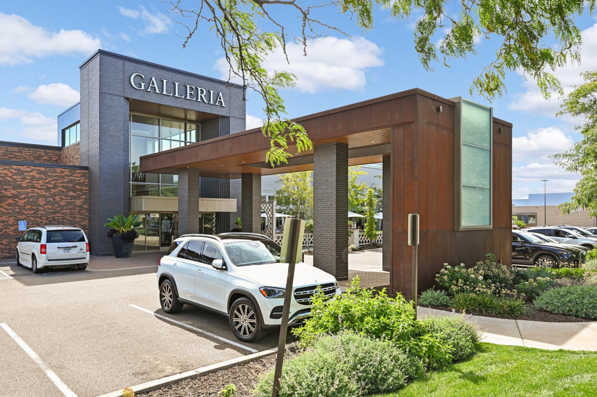 View of Residential at 4101 Parklawn Avenue #316, Edina MN 55435, Edina (47 of 49) - Mike Wilen | Minnesota Team Real Estate