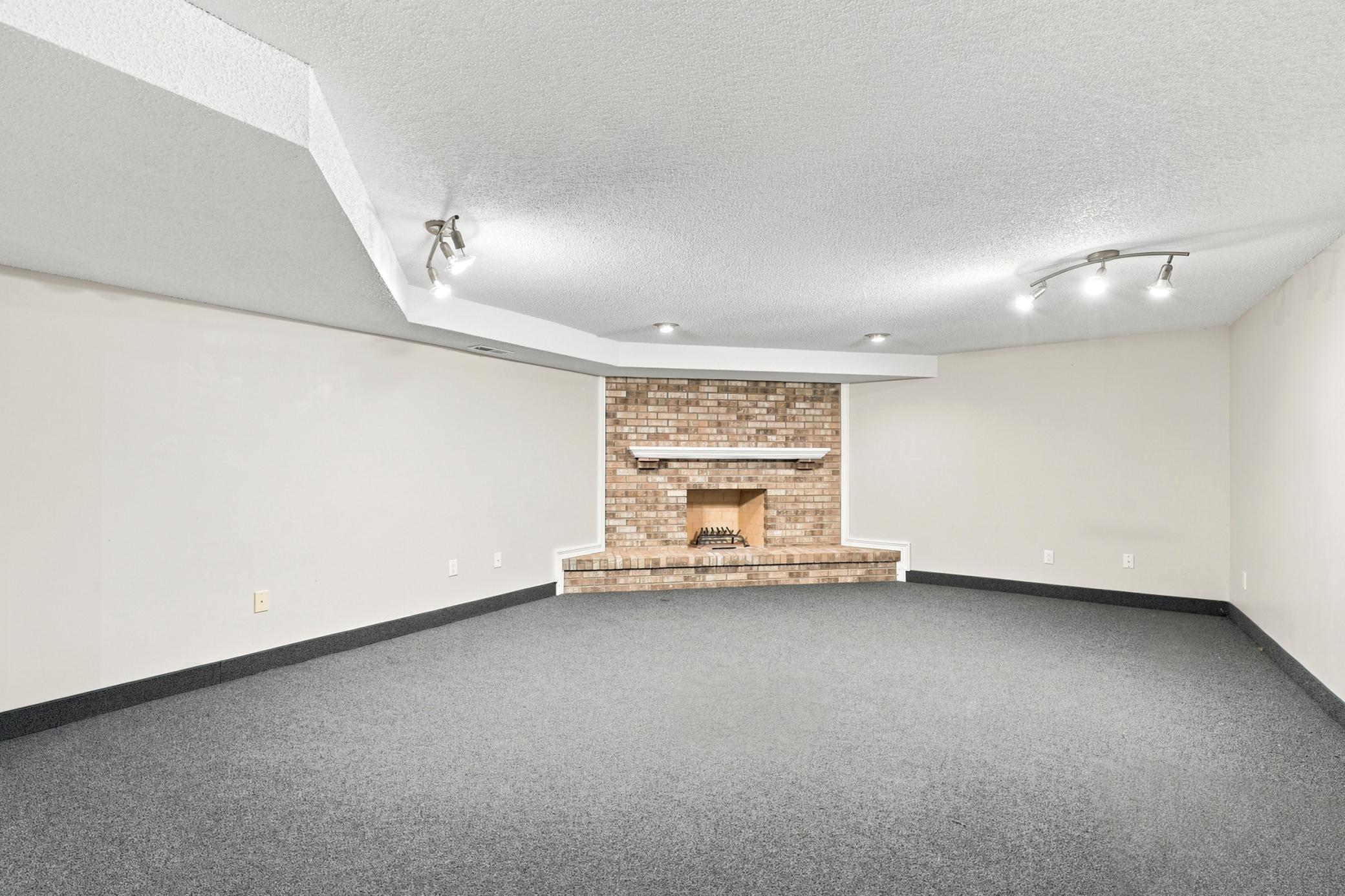 View of Residential at 6170 Dallas Lane, Plymouth MN 55446, Plymouth (39 of 54) - Mike Wilen | Minnesota Team Real Estate