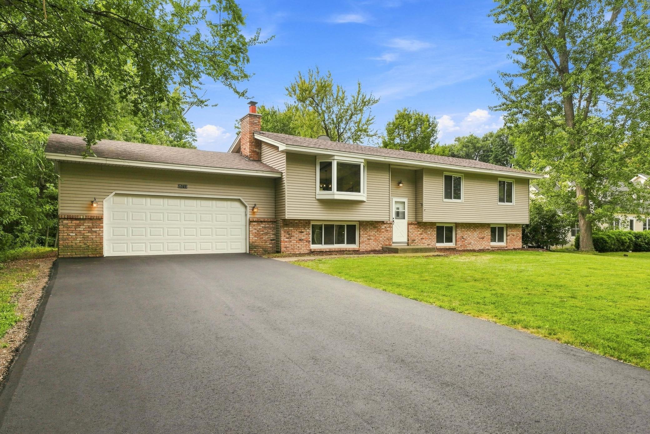View of Residential at 25715 Wild Rose Lane, Excelsior MN 55331, Excelsior (61 of 70) - Mike Wilen | Minnesota Team Real Estate