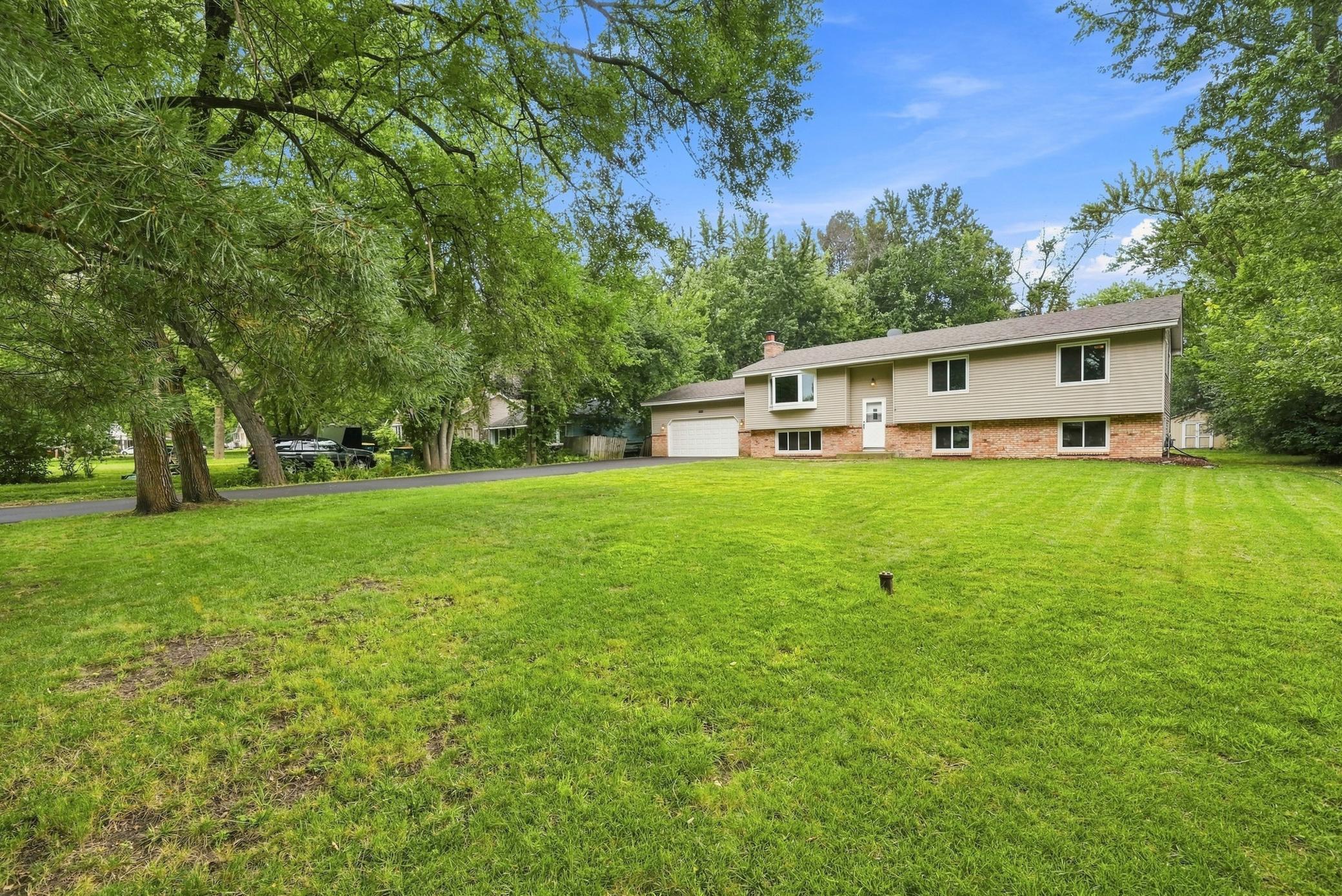 View of Residential at 25715 Wild Rose Lane, Excelsior MN 55331, Excelsior (57 of 70) - Mike Wilen | Minnesota Team Real Estate