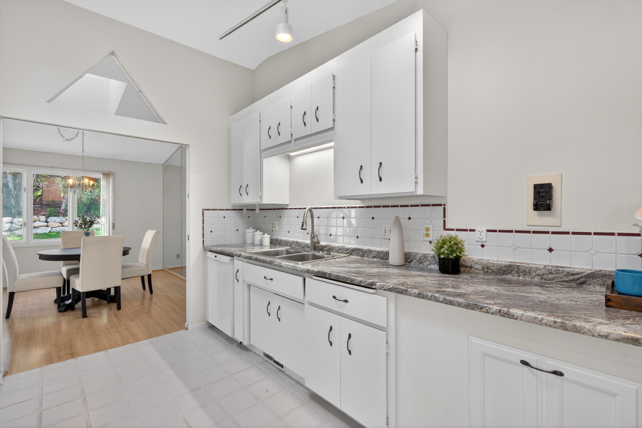 View of Residential at 6066 Blake Ridge Road, Edina MN 55436, Edina (10 of 38) - Mike Wilen | Minnesota Team Real Estate