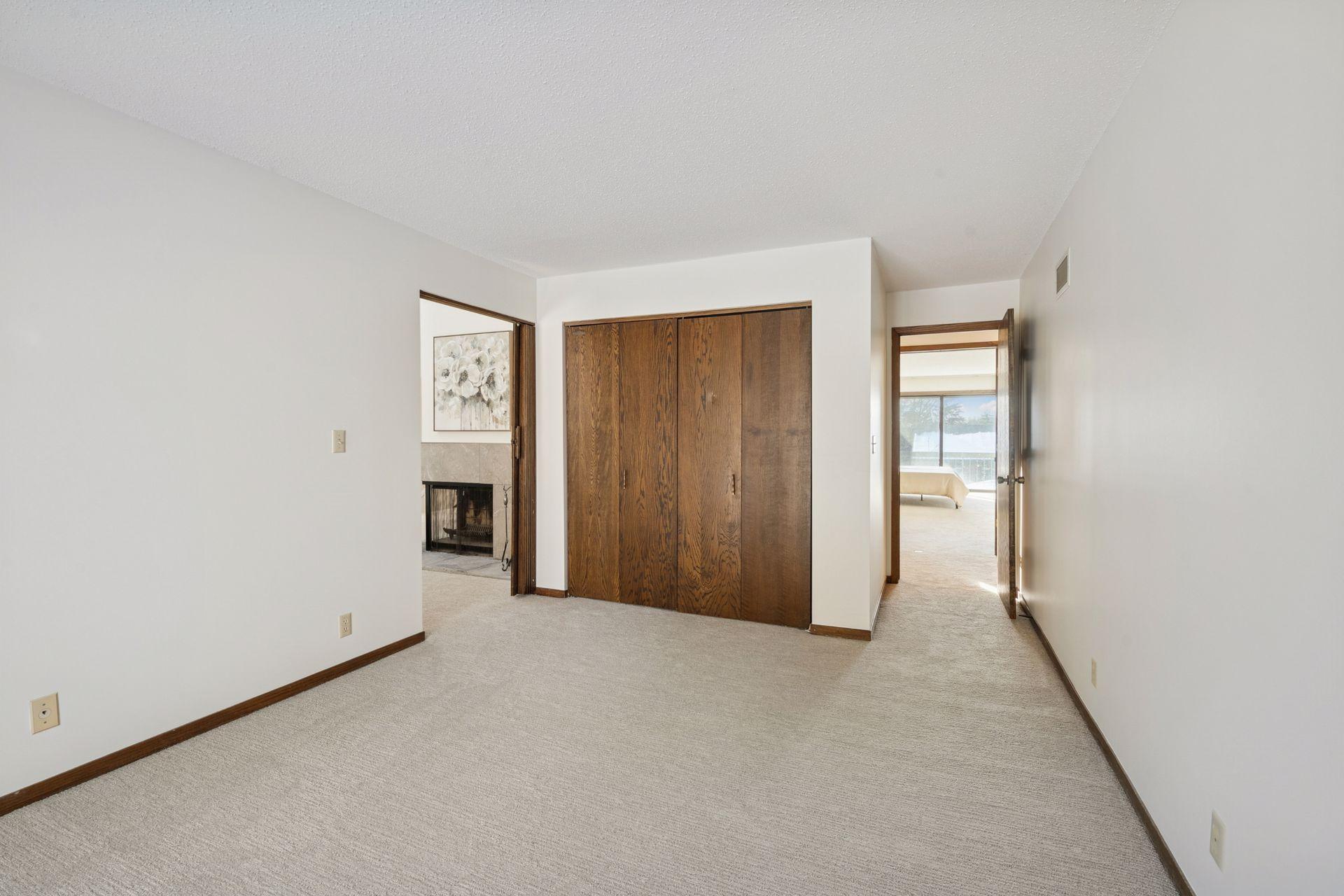 View of Residential at 6066 Blake Ridge Road, Edina MN 55436, Edina (16 of 38) - Mike Wilen | Minnesota Team Real Estate