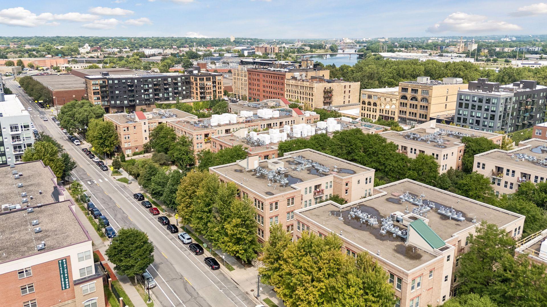 View of Residential at 600 2nd Street #102, Minneapolis MN 55401, Minneapolis (34 of 36) - Mike Wilen | Minnesota Team Real Estate