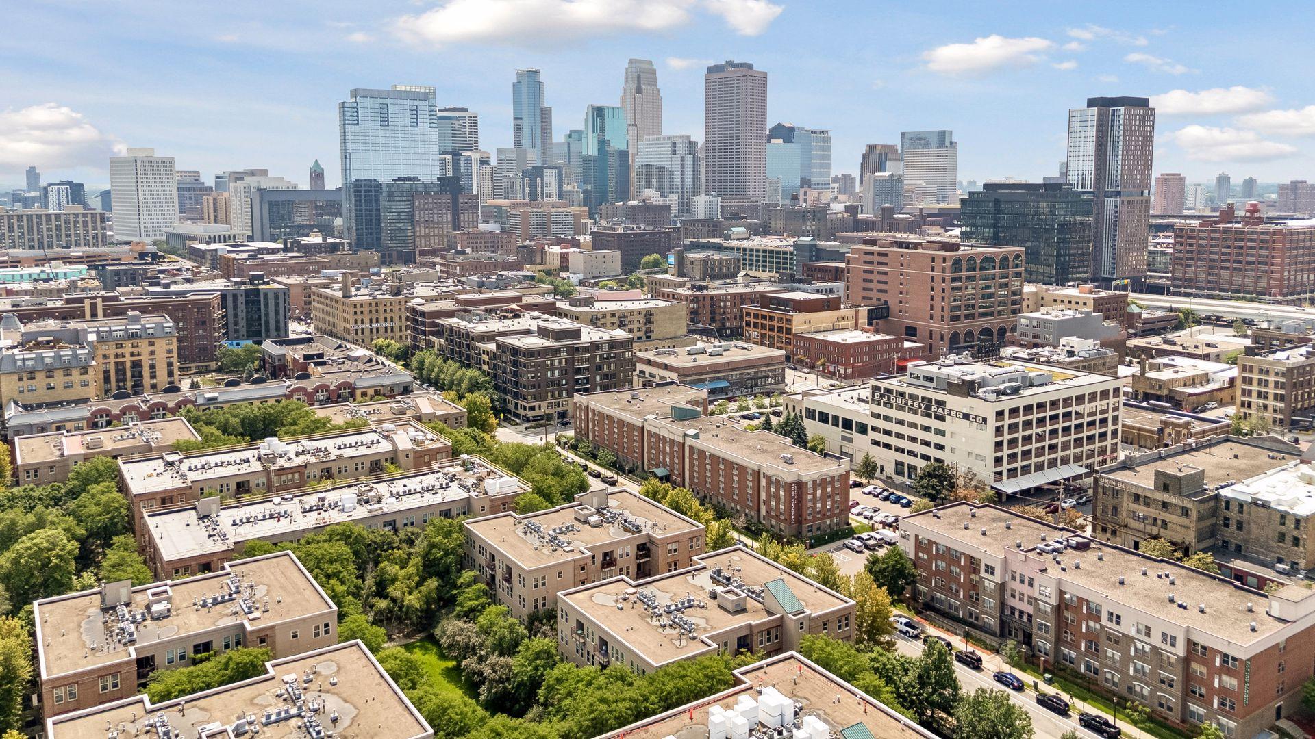 View of Residential at 600 2nd Street #102, Minneapolis MN 55401, Minneapolis (31 of 36) - Mike Wilen | Minnesota Team Real Estate