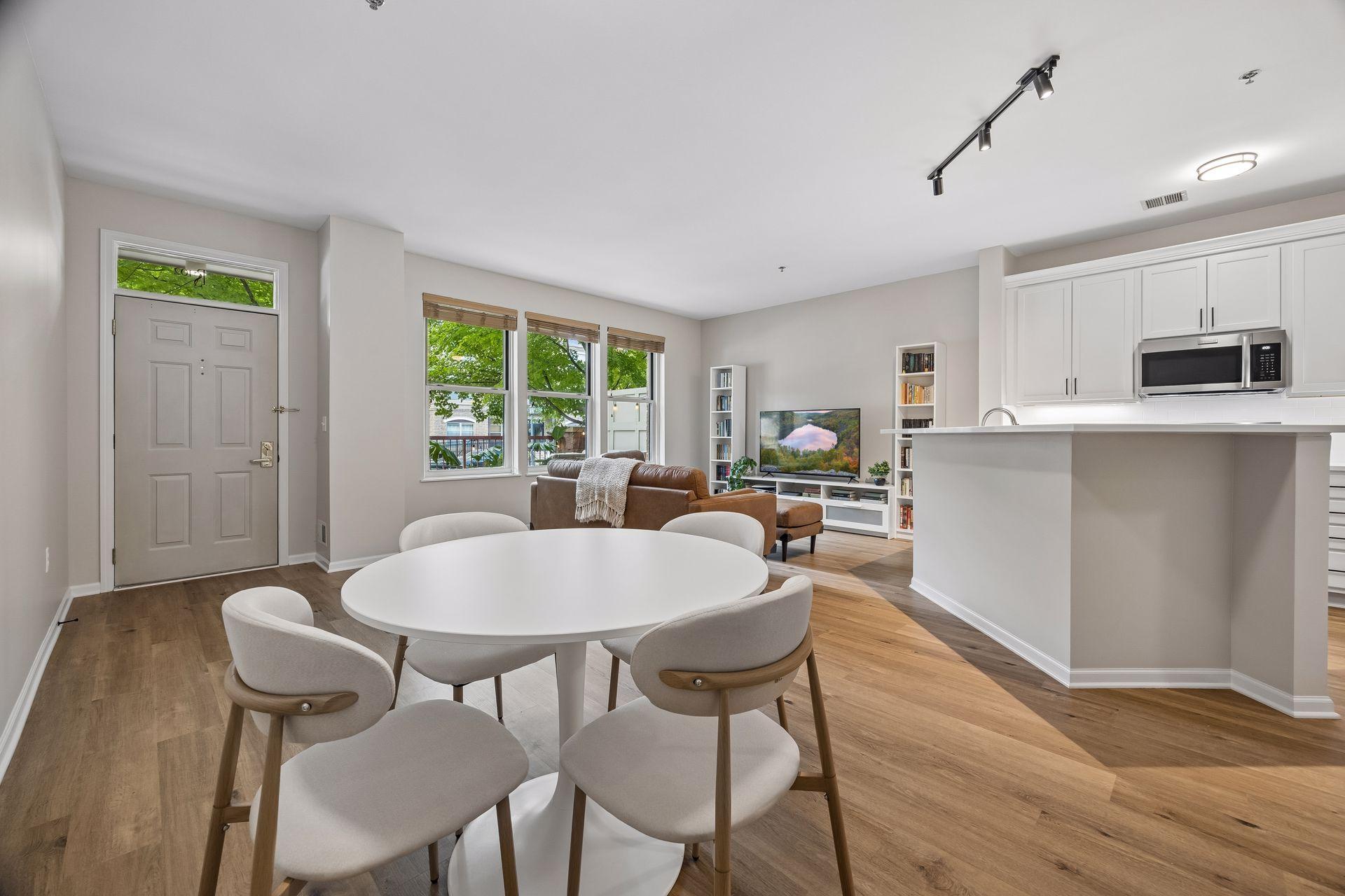 View of Residential at 600 2nd Street #102, Minneapolis MN 55401, Minneapolis (7 of 36) - Mike Wilen | Minnesota Team Real Estate