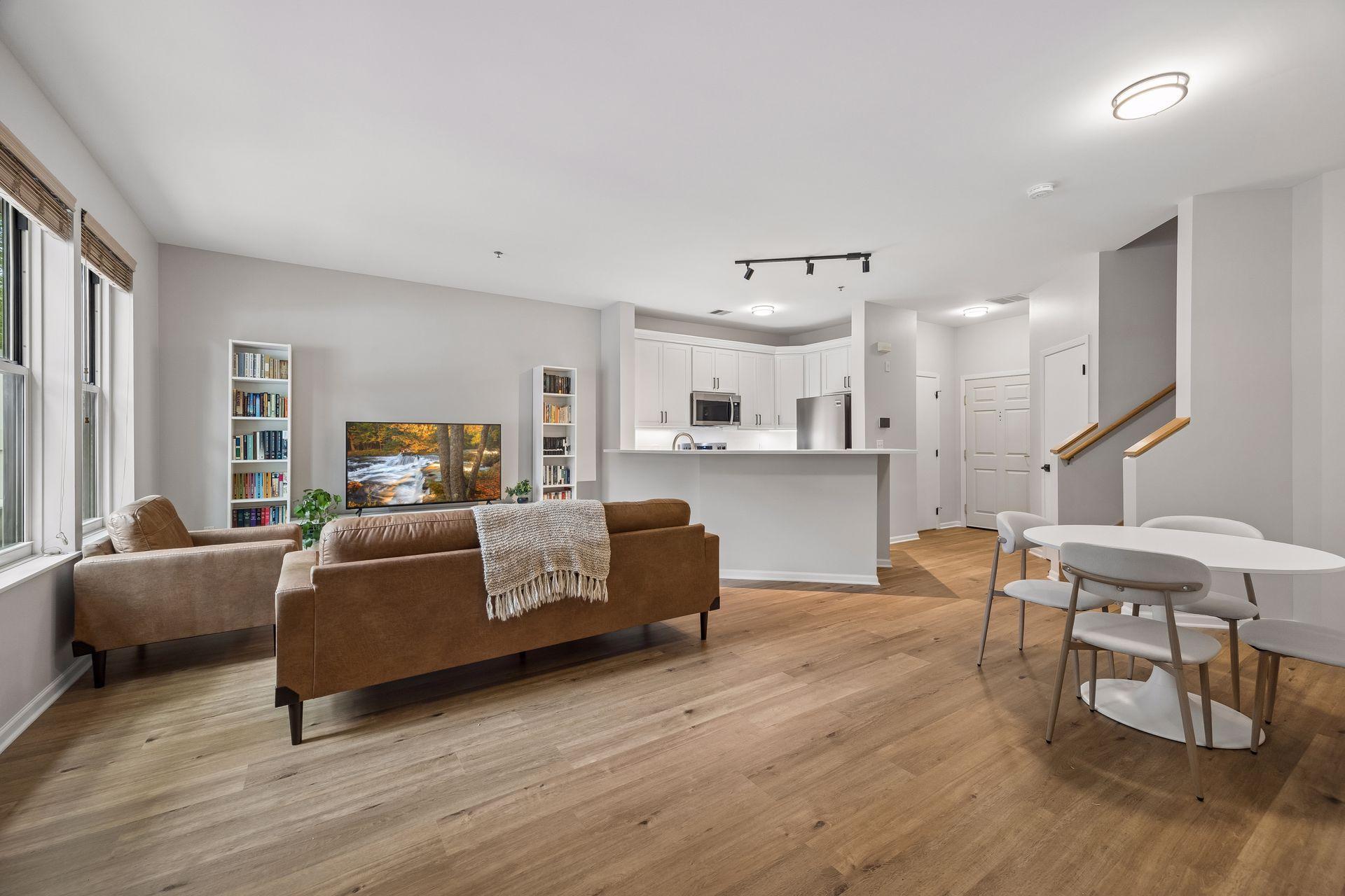 View of Residential at 600 2nd Street #102, Minneapolis MN 55401, Minneapolis (5 of 36) - Mike Wilen | Minnesota Team Real Estate