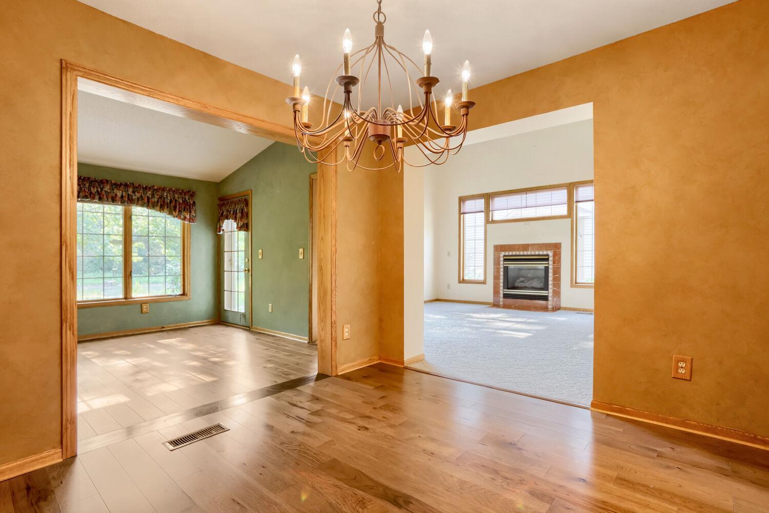 View of Residential at 1896 Beebe Road, Maplewood MN 55109, Maplewood (5 of 23) - Mike Wilen | Minnesota Team Real Estate