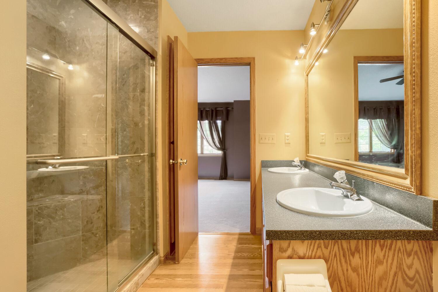 View of Residential at 1896 Beebe Road, Maplewood MN 55109, Maplewood (14 of 23) - Mike Wilen | Minnesota Team Real Estate