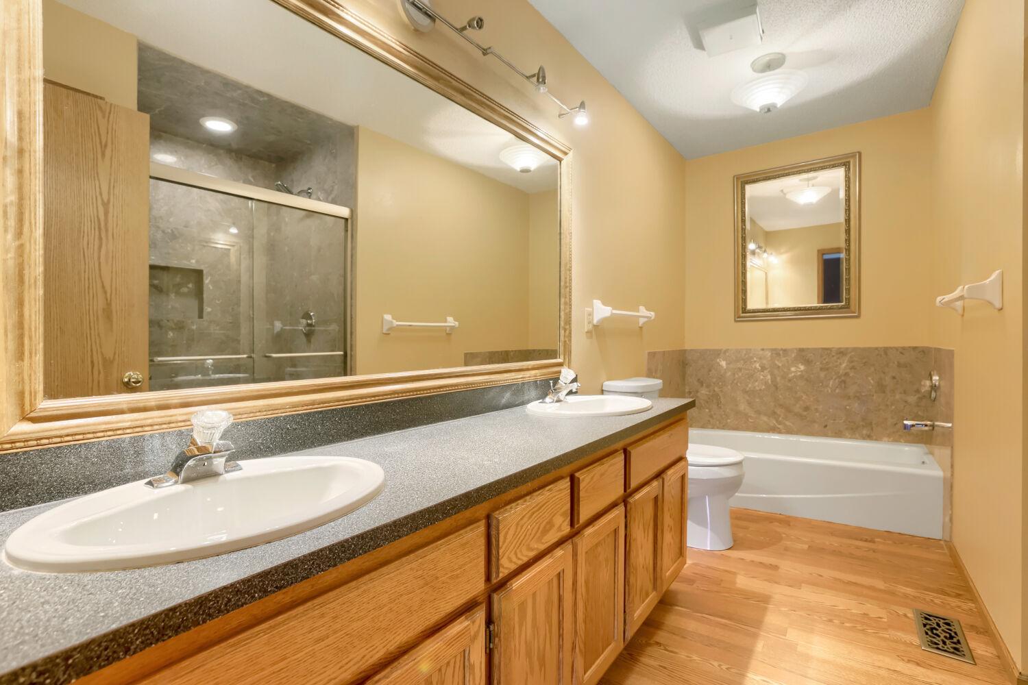 View of Residential at 1896 Beebe Road, Maplewood MN 55109, Maplewood (13 of 23) - Mike Wilen | Minnesota Team Real Estate