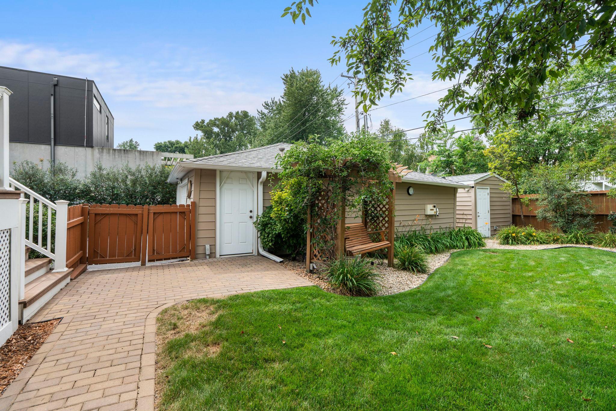 View of Residential at 4102 Grimes Avenue, Edina MN 55416, Edina (48 of 61) - Mike Wilen | Minnesota Team Real Estate