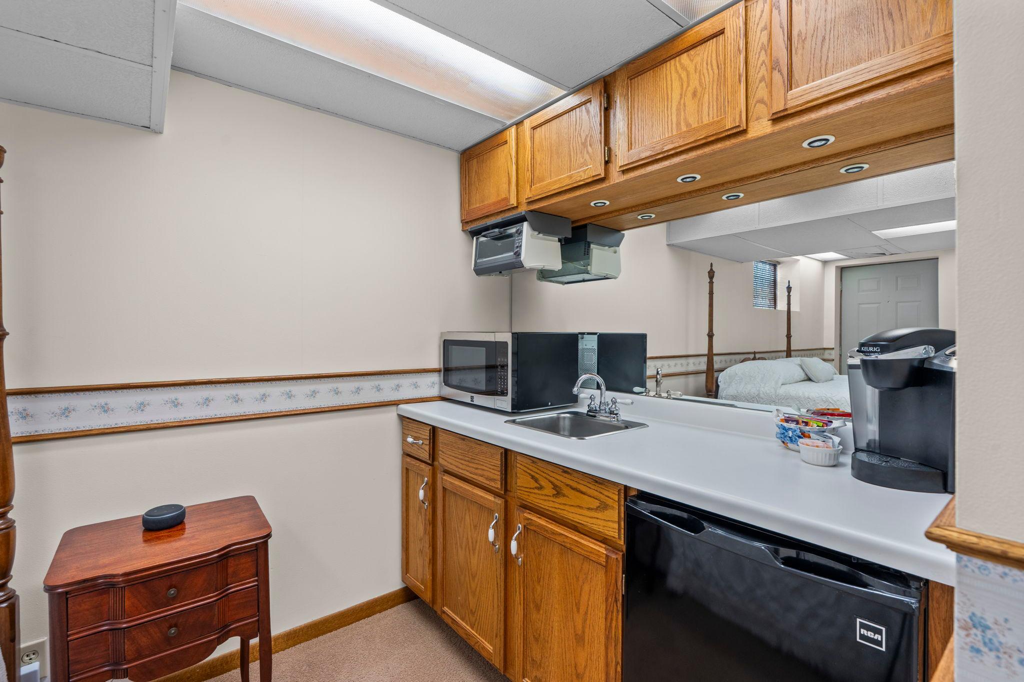 View of Residential at 4102 Grimes Avenue, Edina MN 55416, Edina (37 of 61) - Mike Wilen | Minnesota Team Real Estate